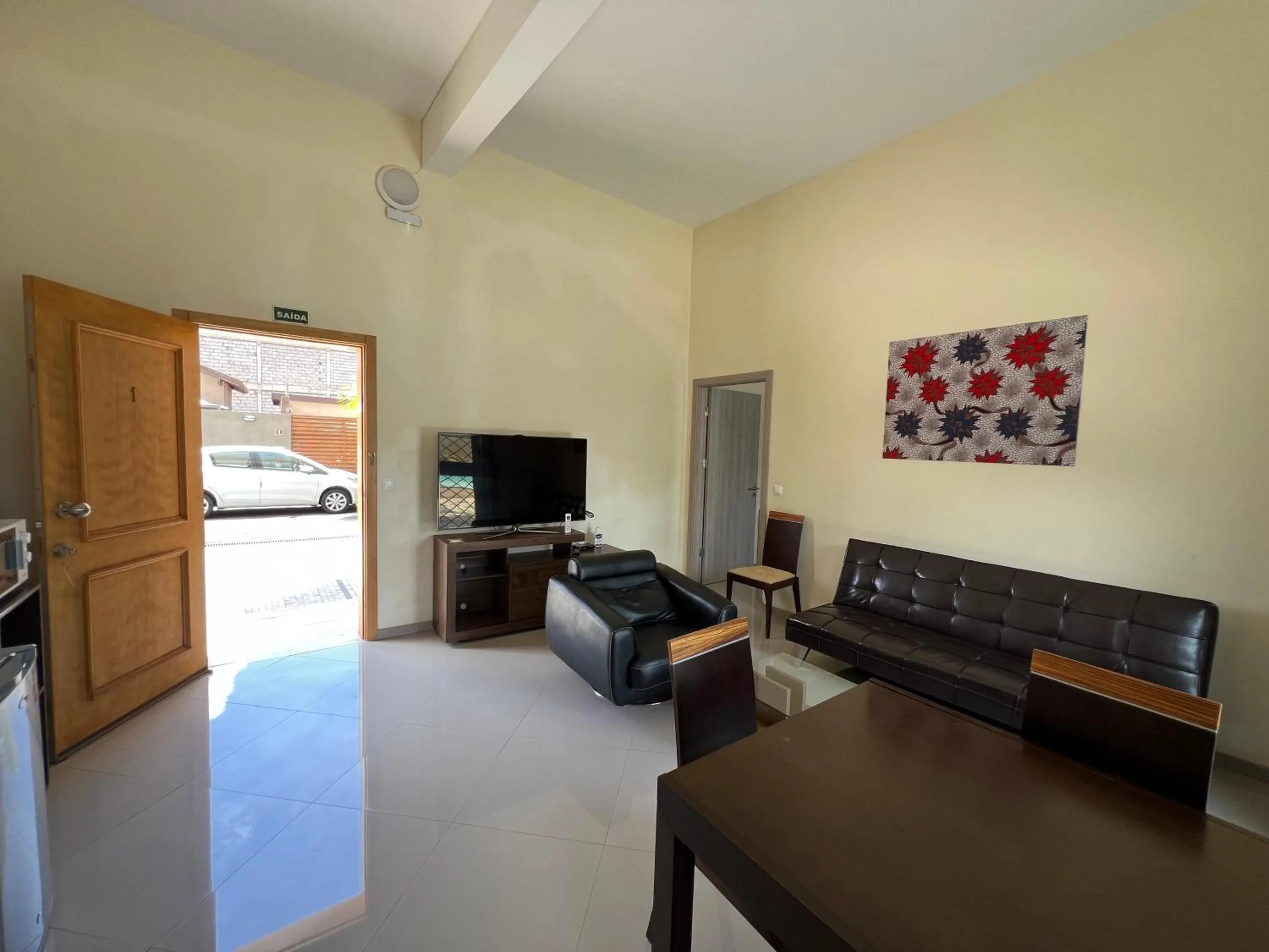 Communal lounge/ TV room in Praia Capital Residence Aparthotel