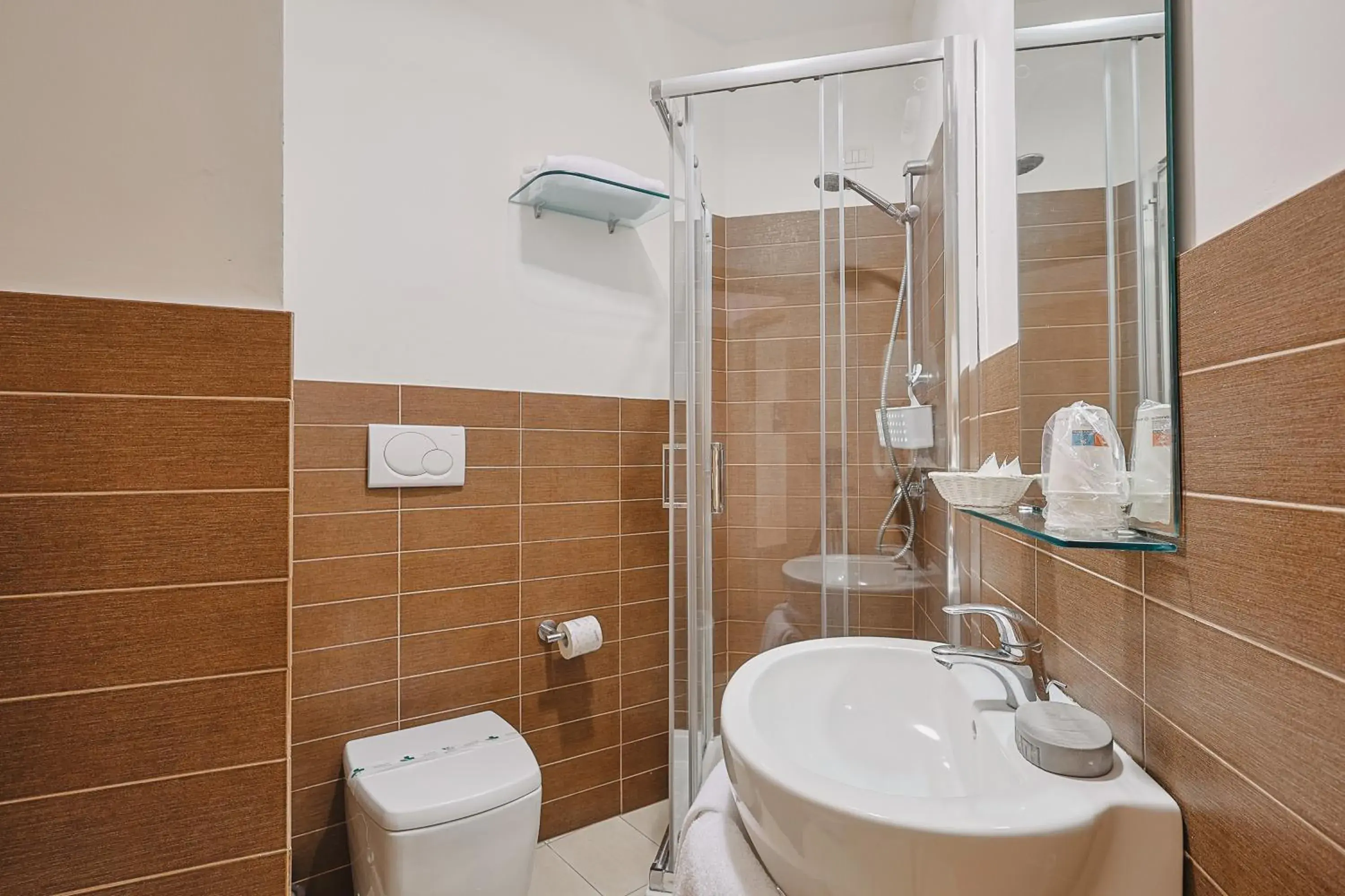 Standard Double Room - single occupancy in Bi Hotel Standard Double Room - single occupancy in Bi Hotel