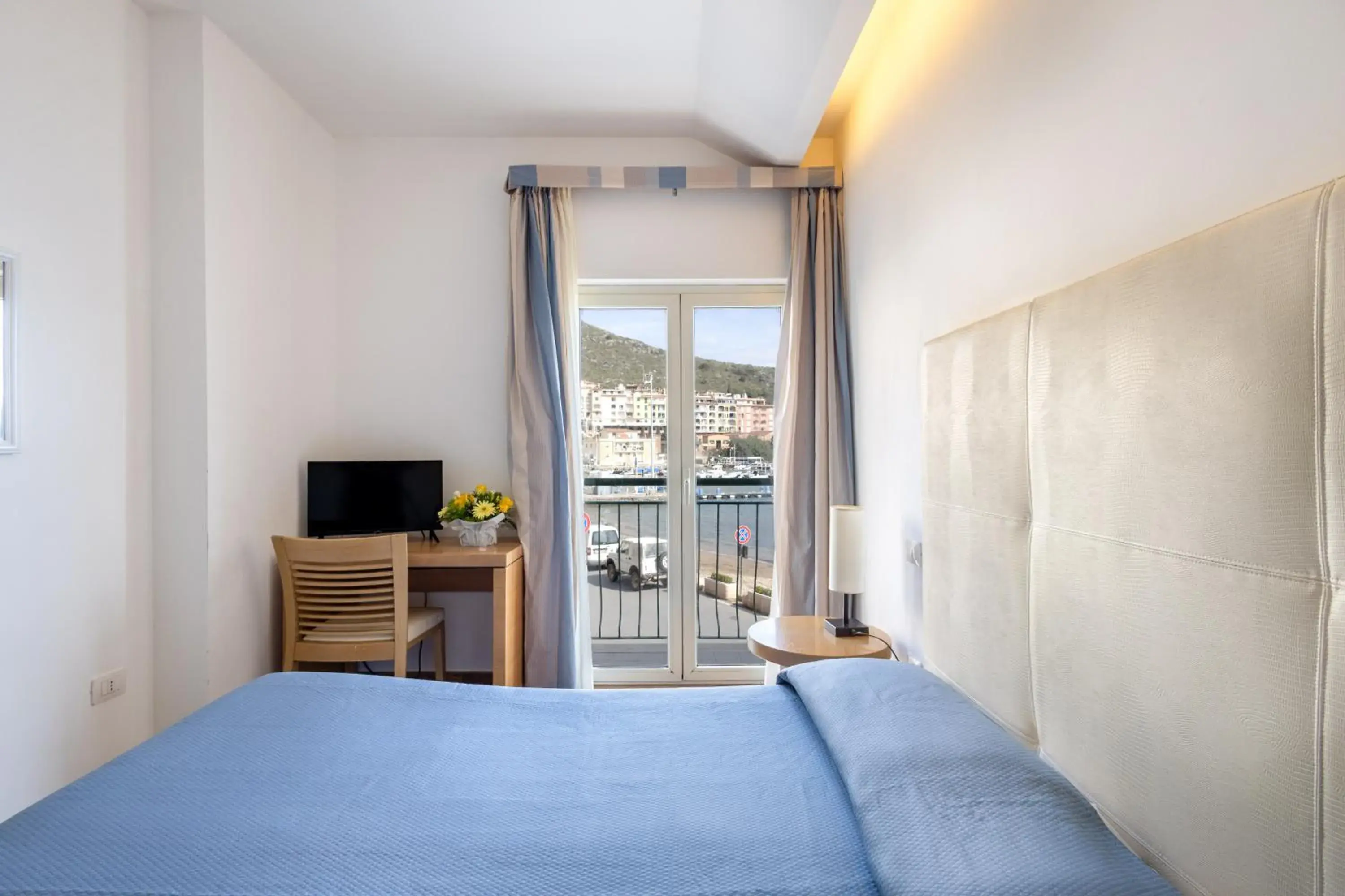 Double Room with Sea View - single occupancy in Bi Hotel Double Room with Sea View - single occupancy in Bi Hotel