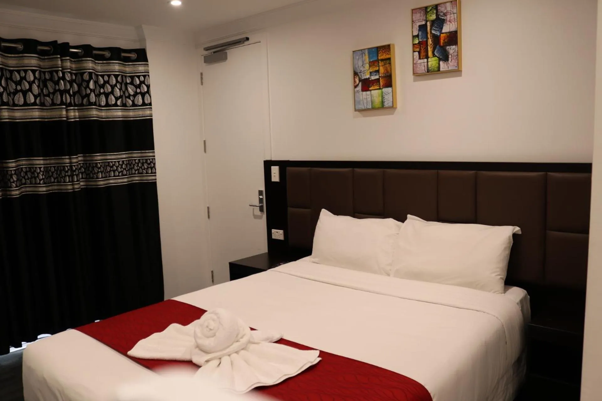 Bed in Krishna Motel - Newly Built in Papakura