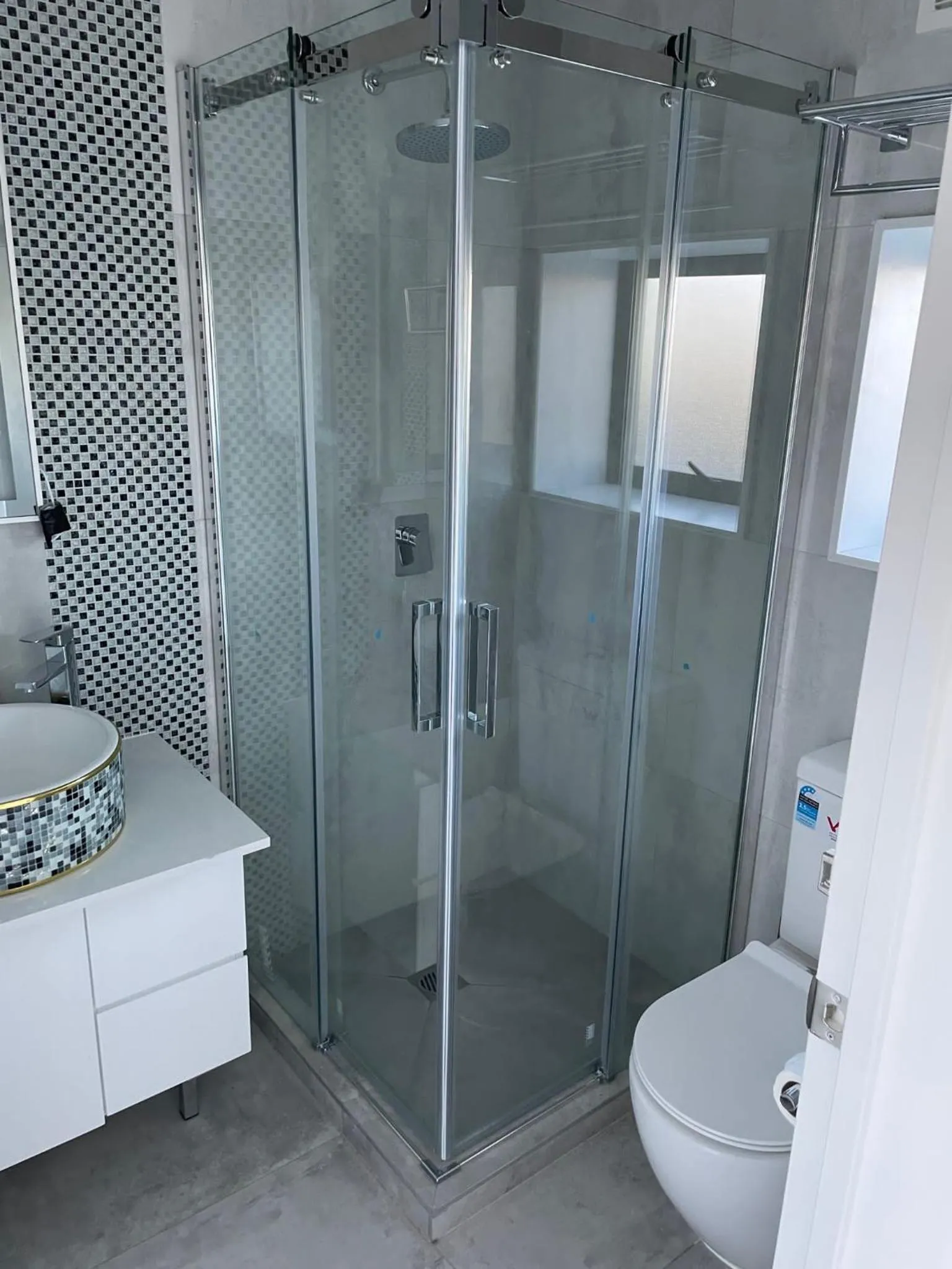 Bathroom in Krishna Motel - Newly Built in Papakura