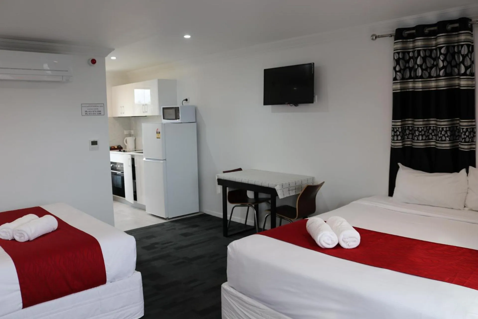 Bed in Krishna Motel - Newly Built in Papakura