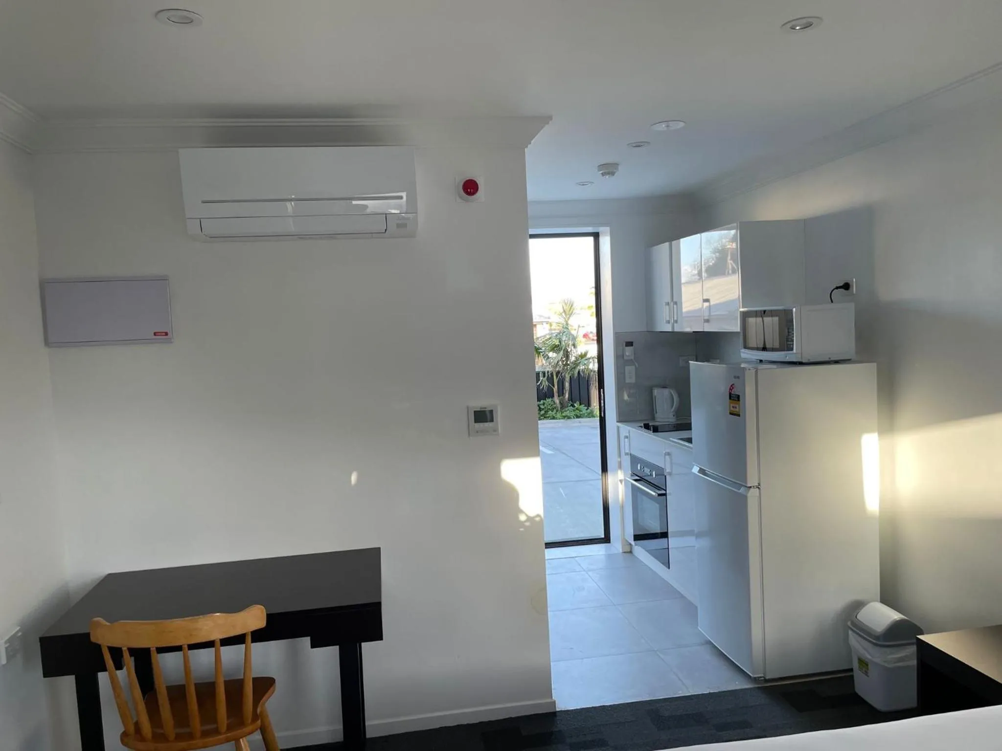 Kitchen or kitchenette in Krishna Motel - Newly Built in Papakura