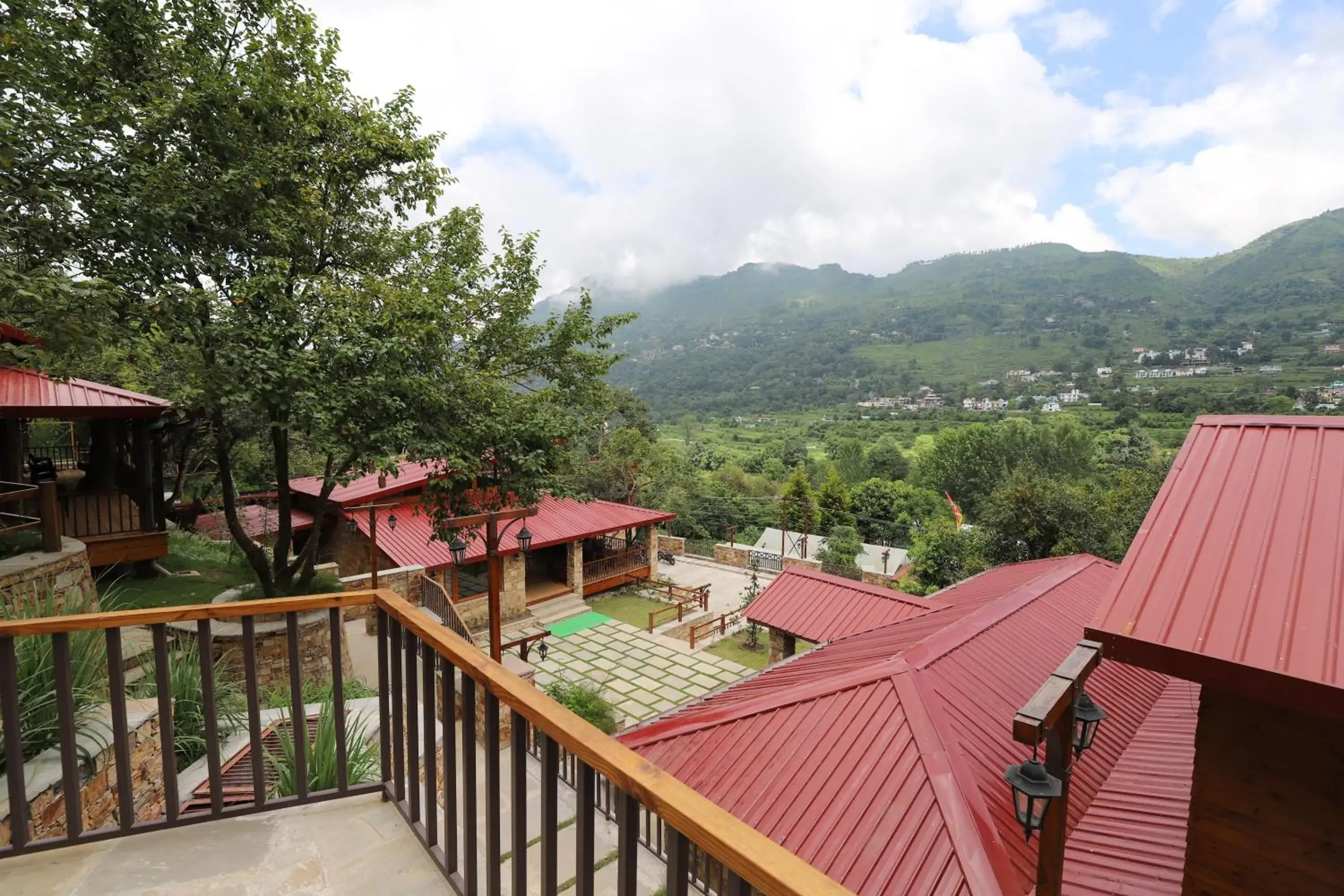 Property building in The Pear Orchard By Countryside Property building in The Pear Orchard By Countryside