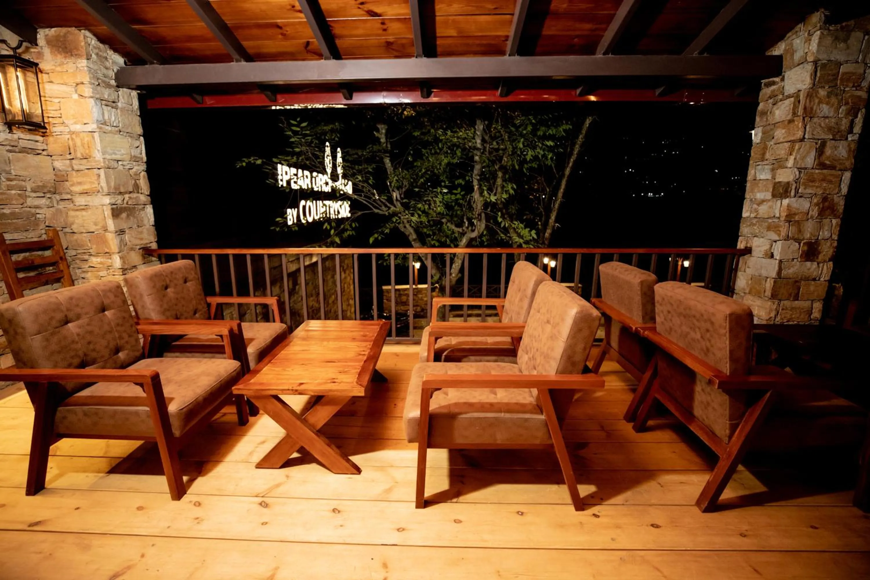 Restaurant/places to eat in The Pear Orchard By Countryside