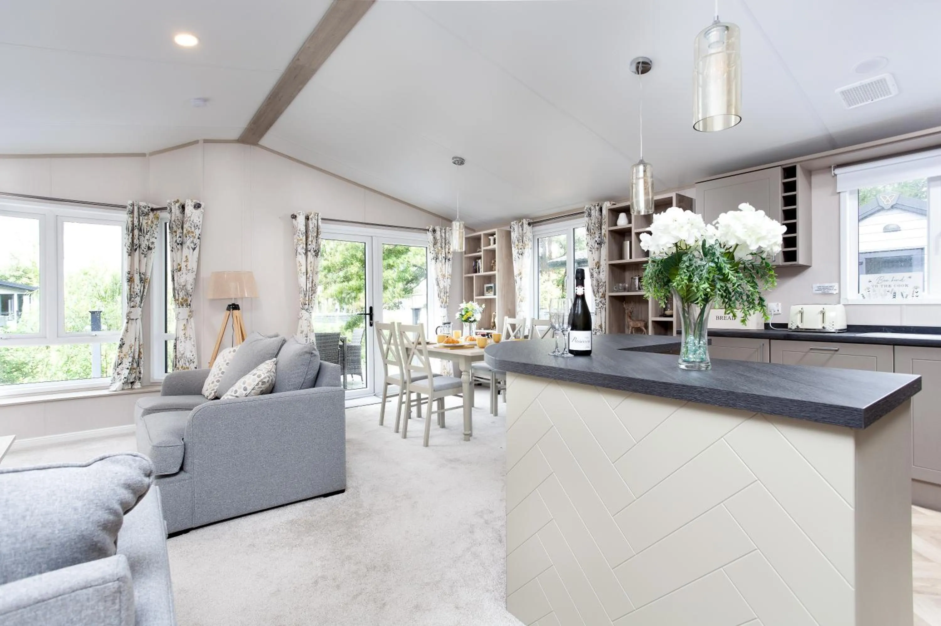 Lakeside Lodge, Green Hill Farm Holiday Village
