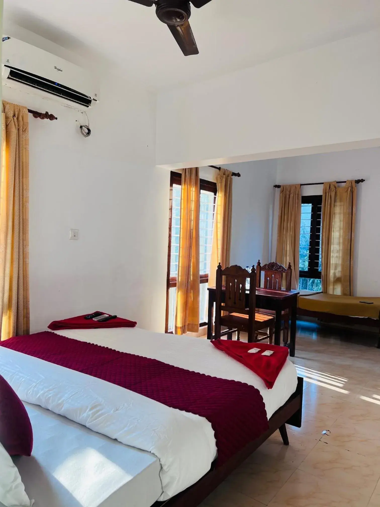 Suite in Hotel Sunday - Townhouse Club Airport Trivandrum Suite in Hotel Sunday - Townhouse Club Airport Trivandrum