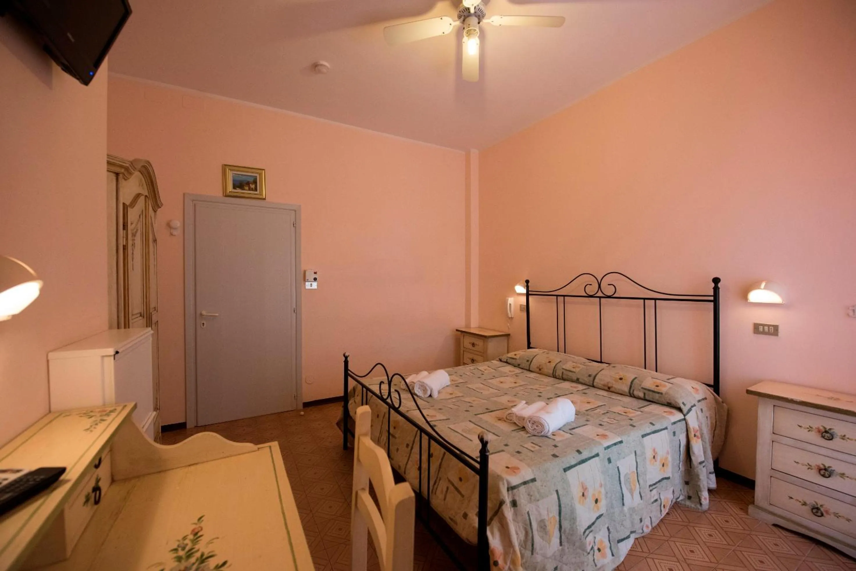 Bedroom, Bed in Hotel Settebello B&B