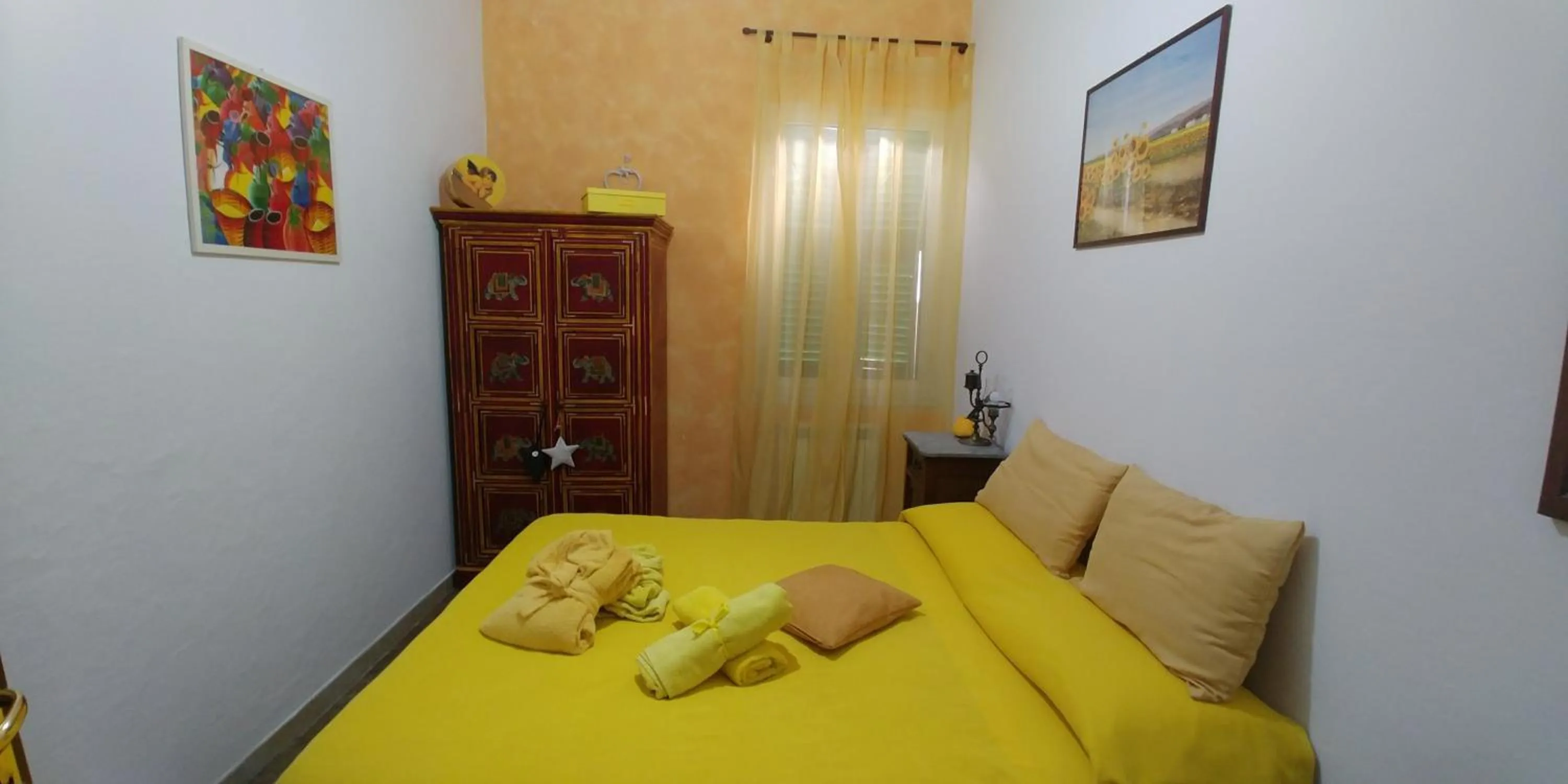 Photo of the whole room, Bed in I Colori di Mag