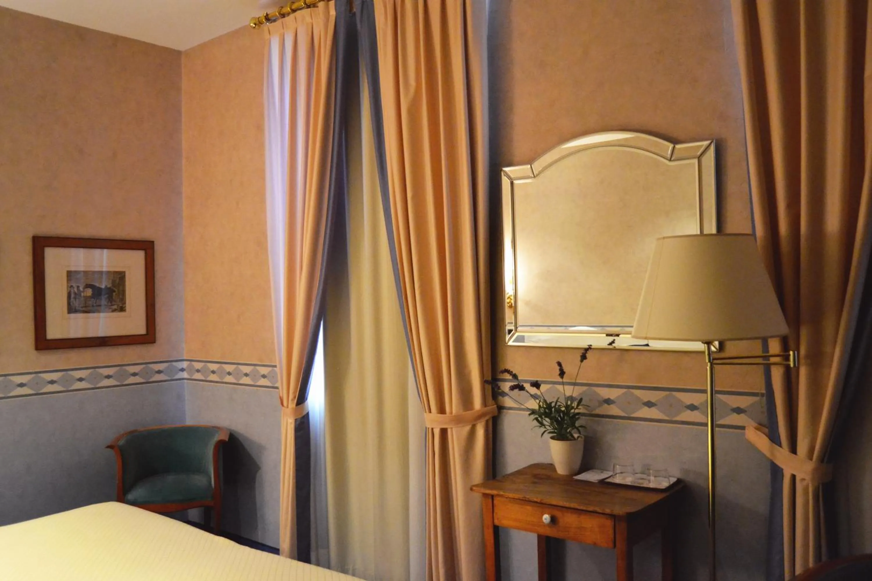 Decorative detail, Bed in Hotel Colombia