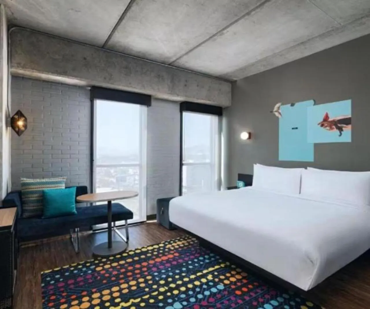 Bed in Aloft Guadalajara Sur