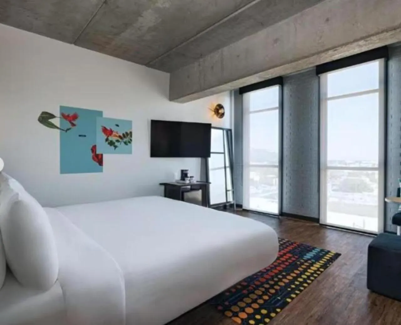 Bed in Aloft Guadalajara Sur