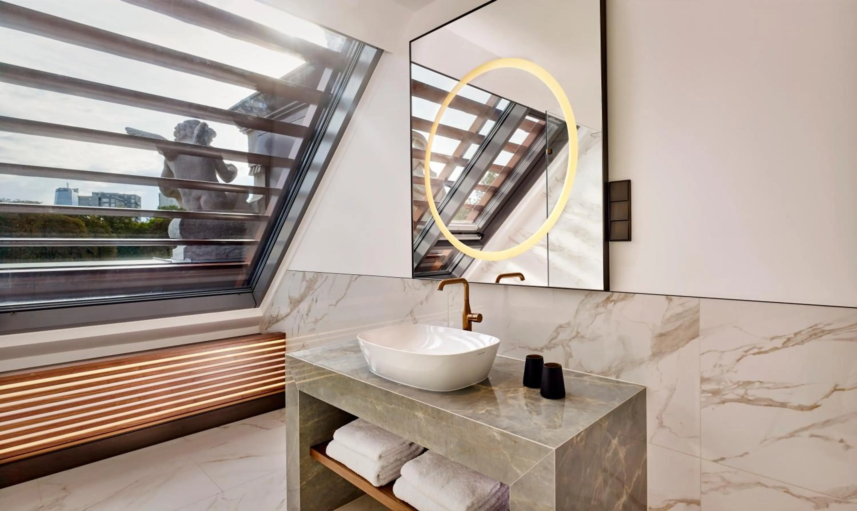 Hotel Verte, Warsaw, Autograph Collection