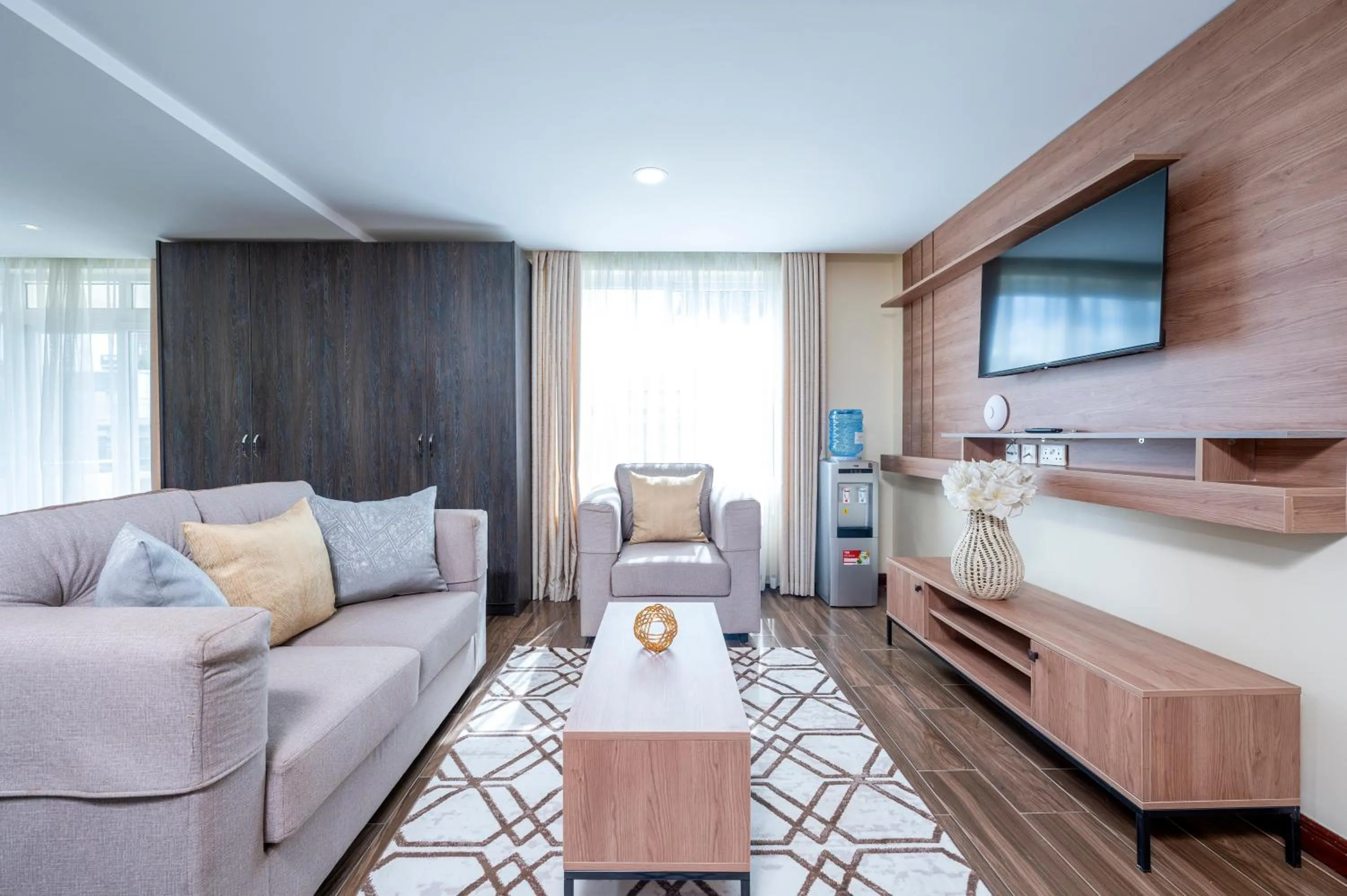 TV and multimedia in Roma Court Serviced Apartments