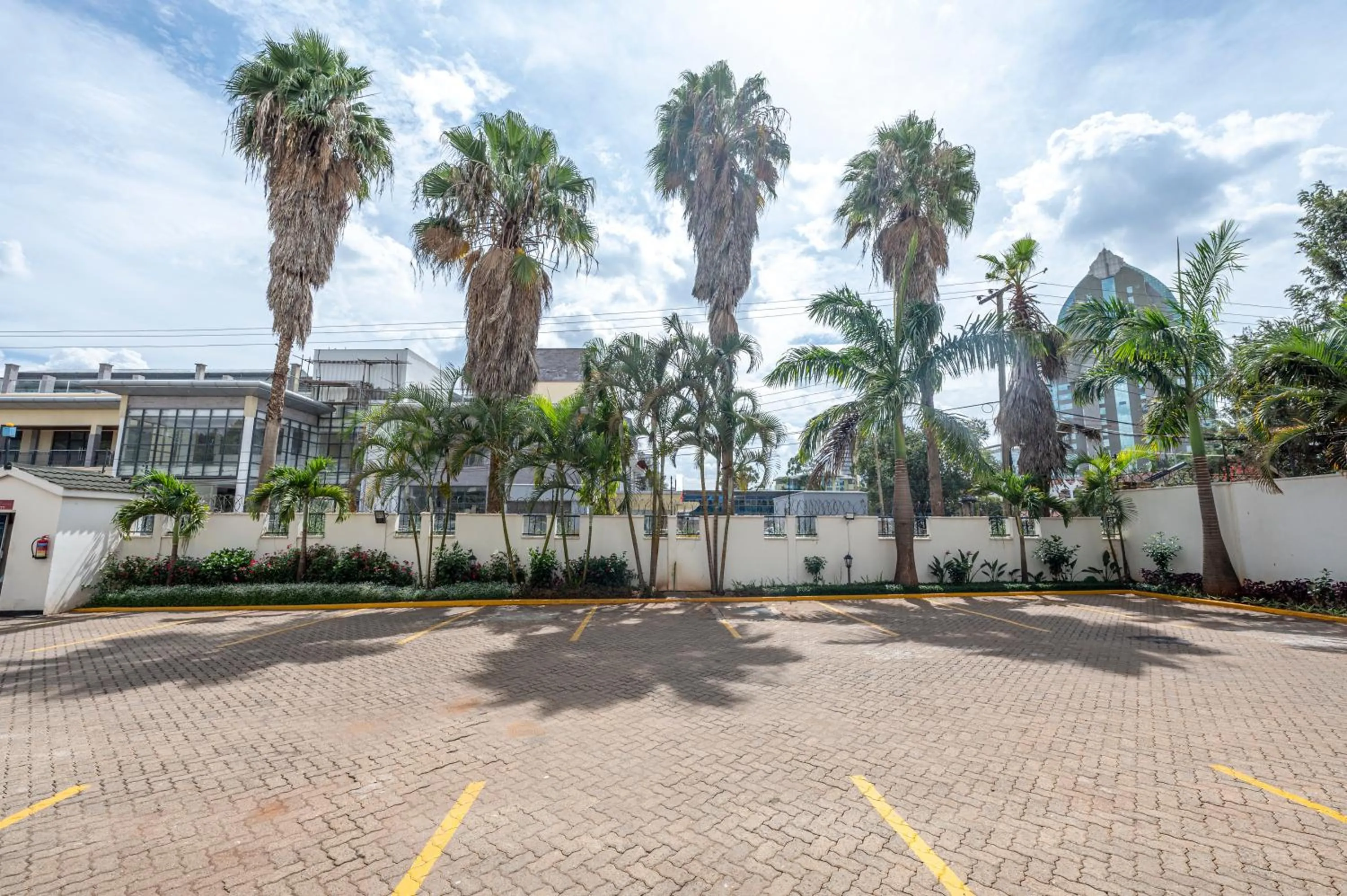 Property building in Roma Court Serviced Apartments