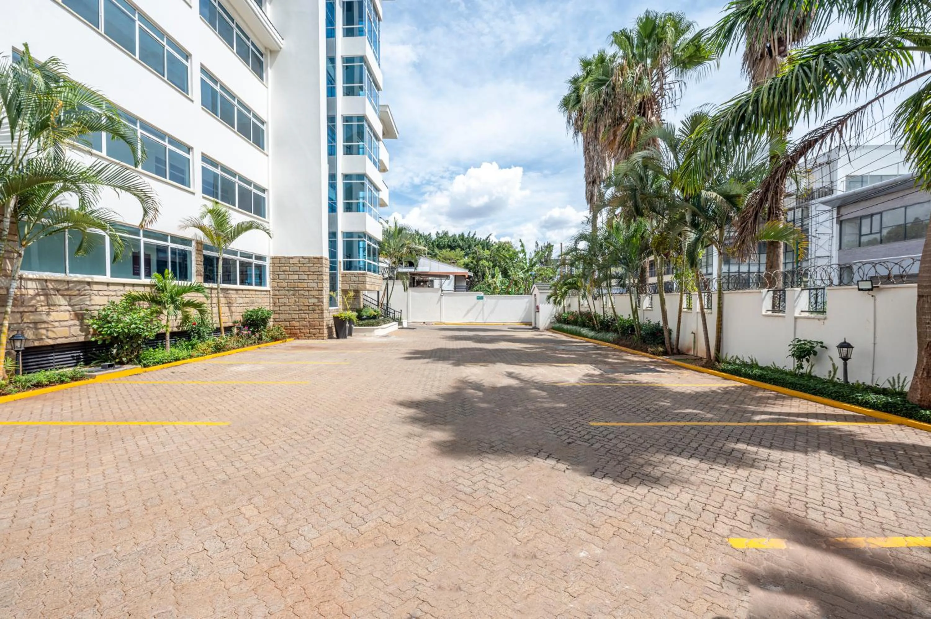 Property building in Roma Court Serviced Apartments