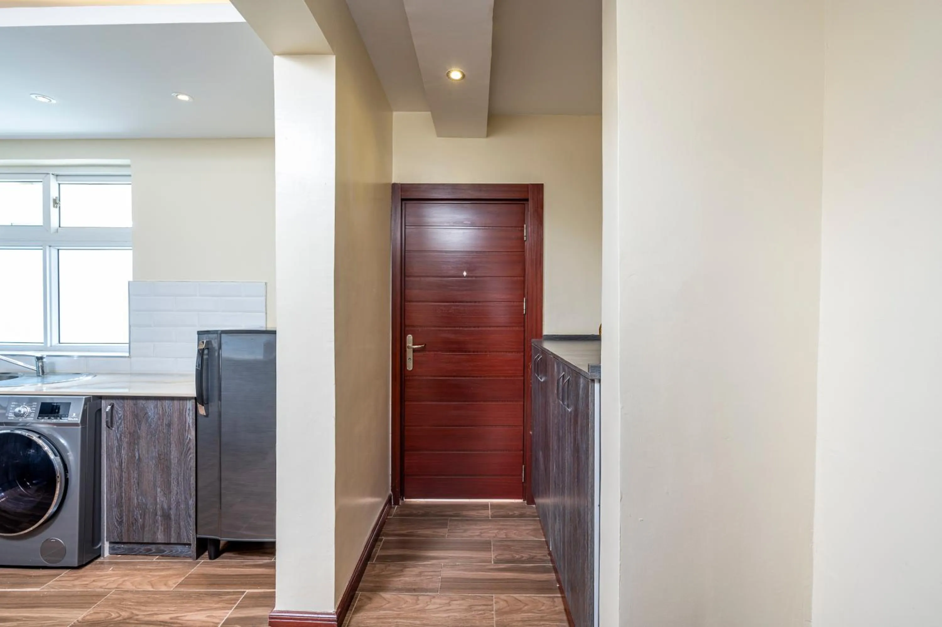 Kitchen or kitchenette in Roma Court Serviced Apartments
