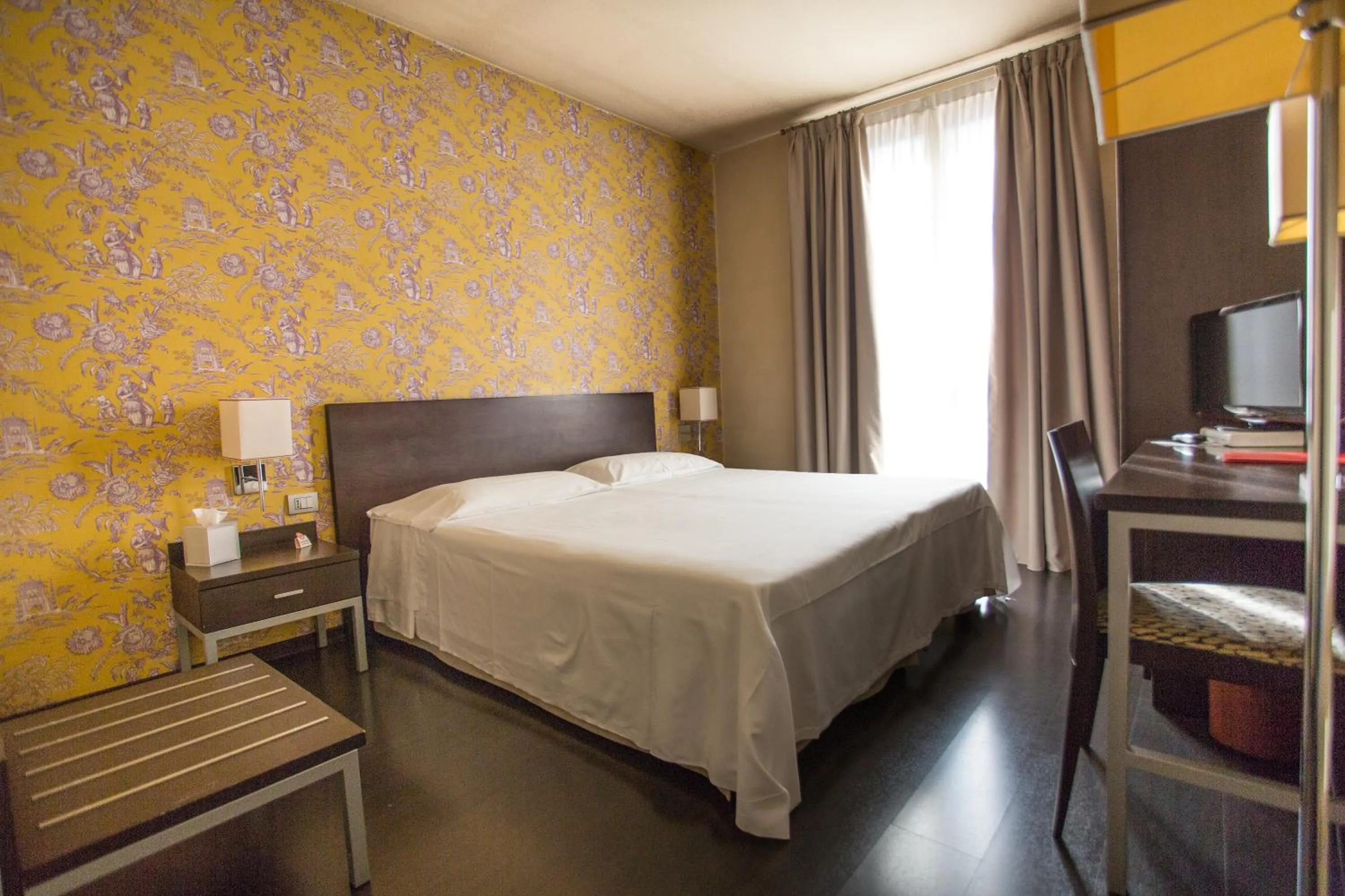 Photo of the whole room, Bed in Hotel Fortyfive