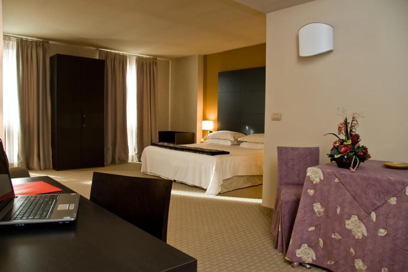 Bed in Hotel Fortyfive