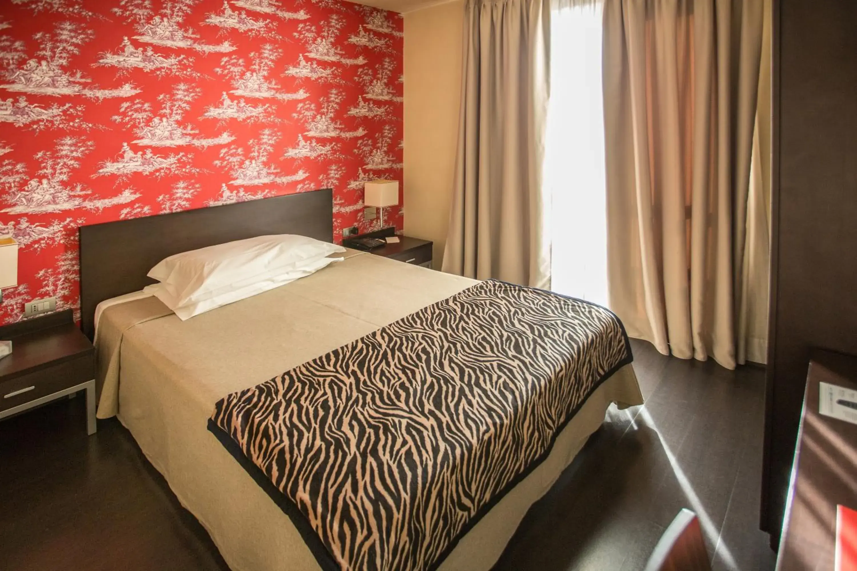 Small Double Room - single occupancy in Hotel Fortyfive Small Double Room - single occupancy in Hotel Fortyfive