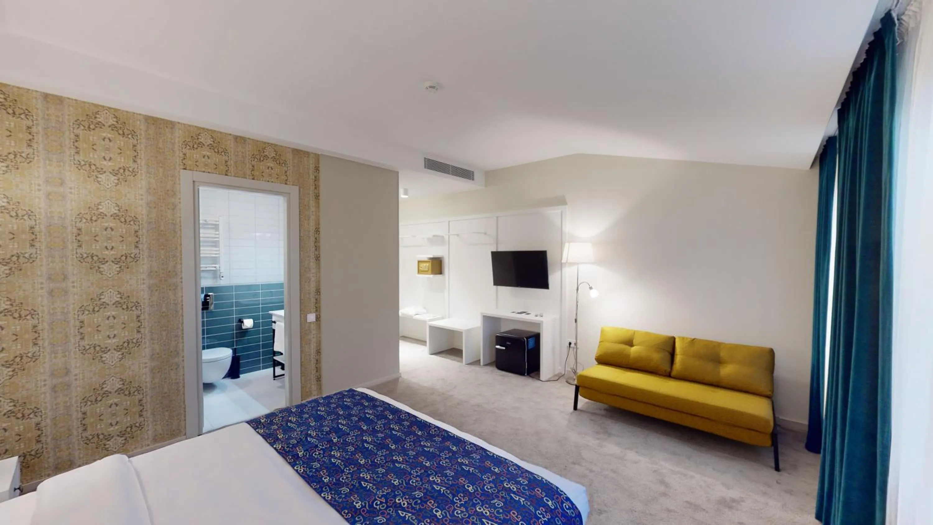 Photo of the whole room, Bed in EPIGRAPH Design Hotel