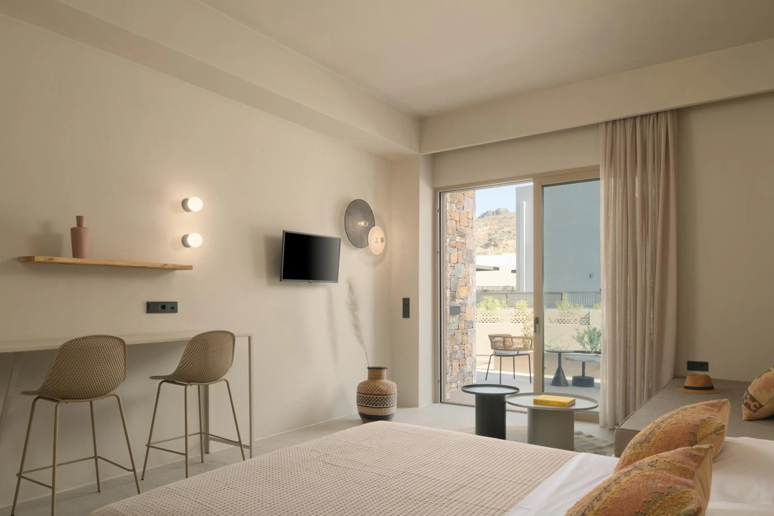 TV and multimedia, Bed in NERĒA Boutique Hotel