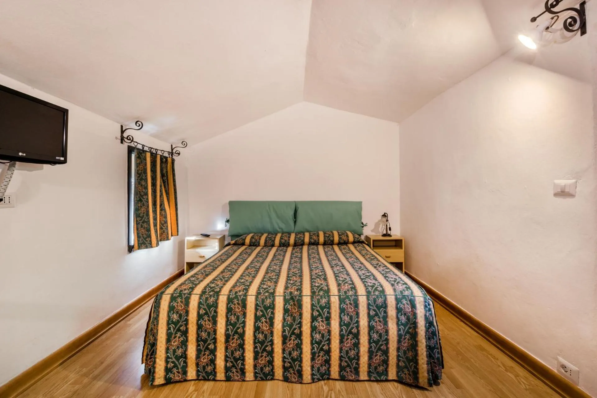 Bed in Ippotur Medieval Resort