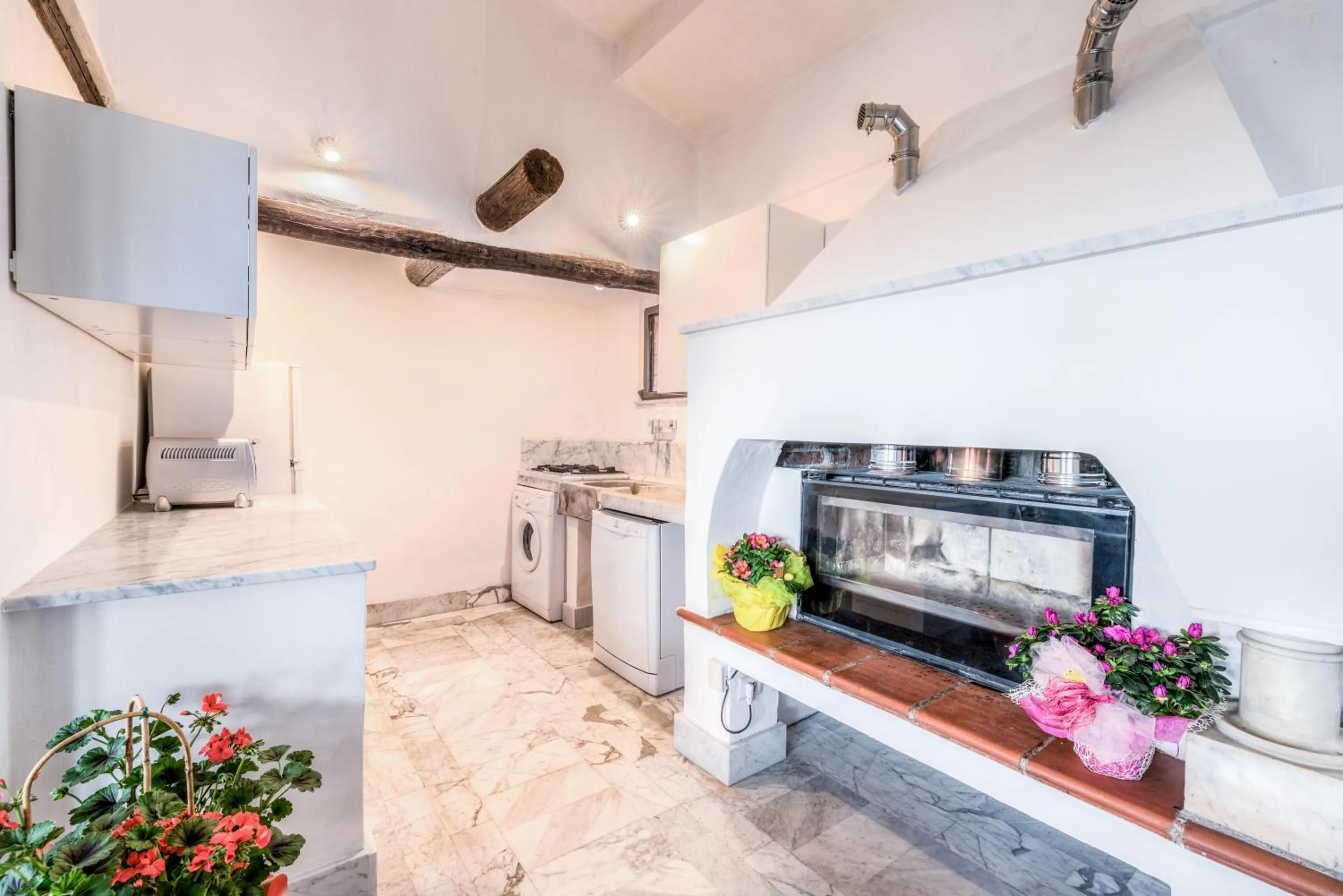 Kitchen or kitchenette in Ippotur Medieval Resort