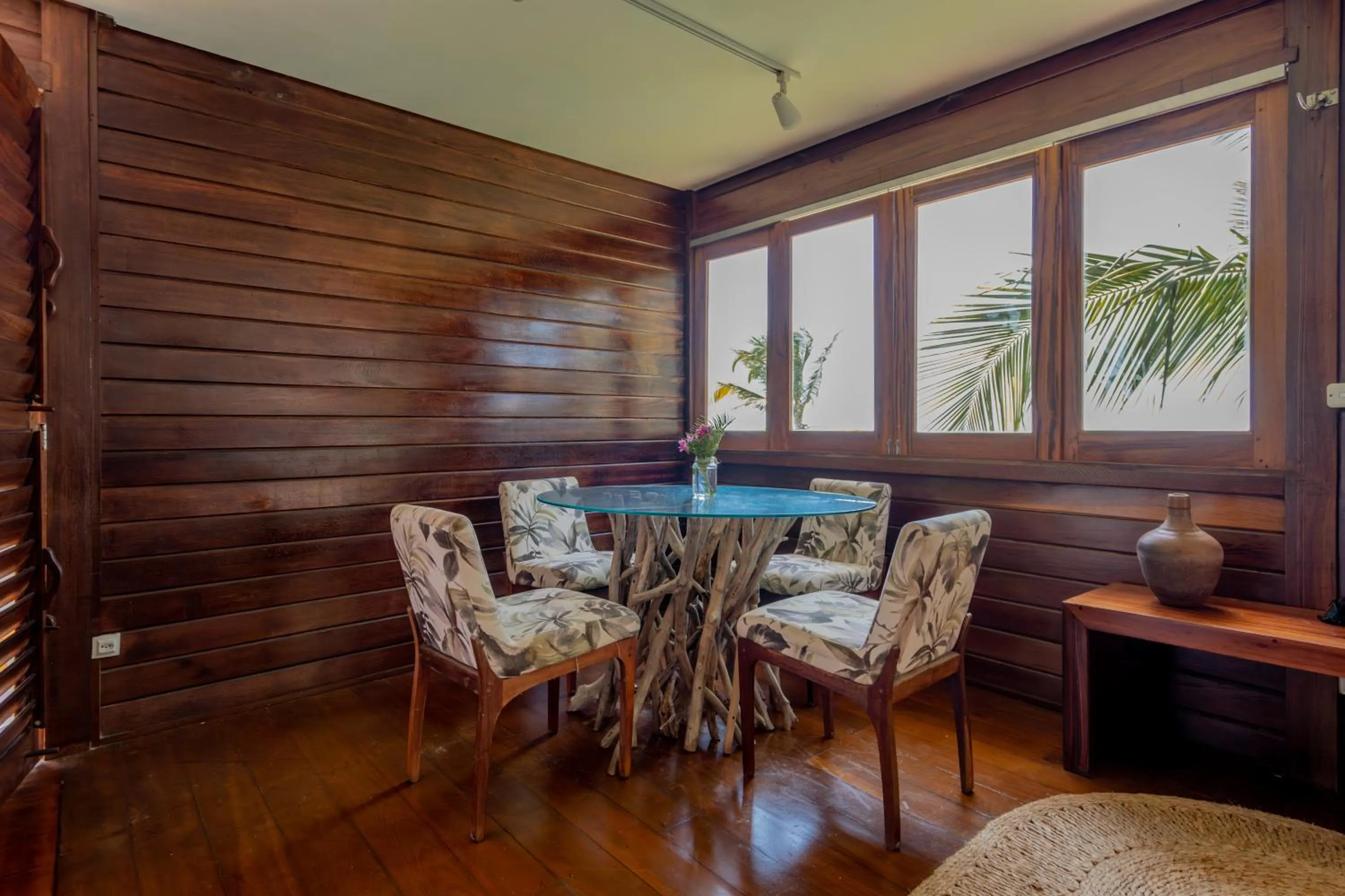 Seating area in Villa Mango
