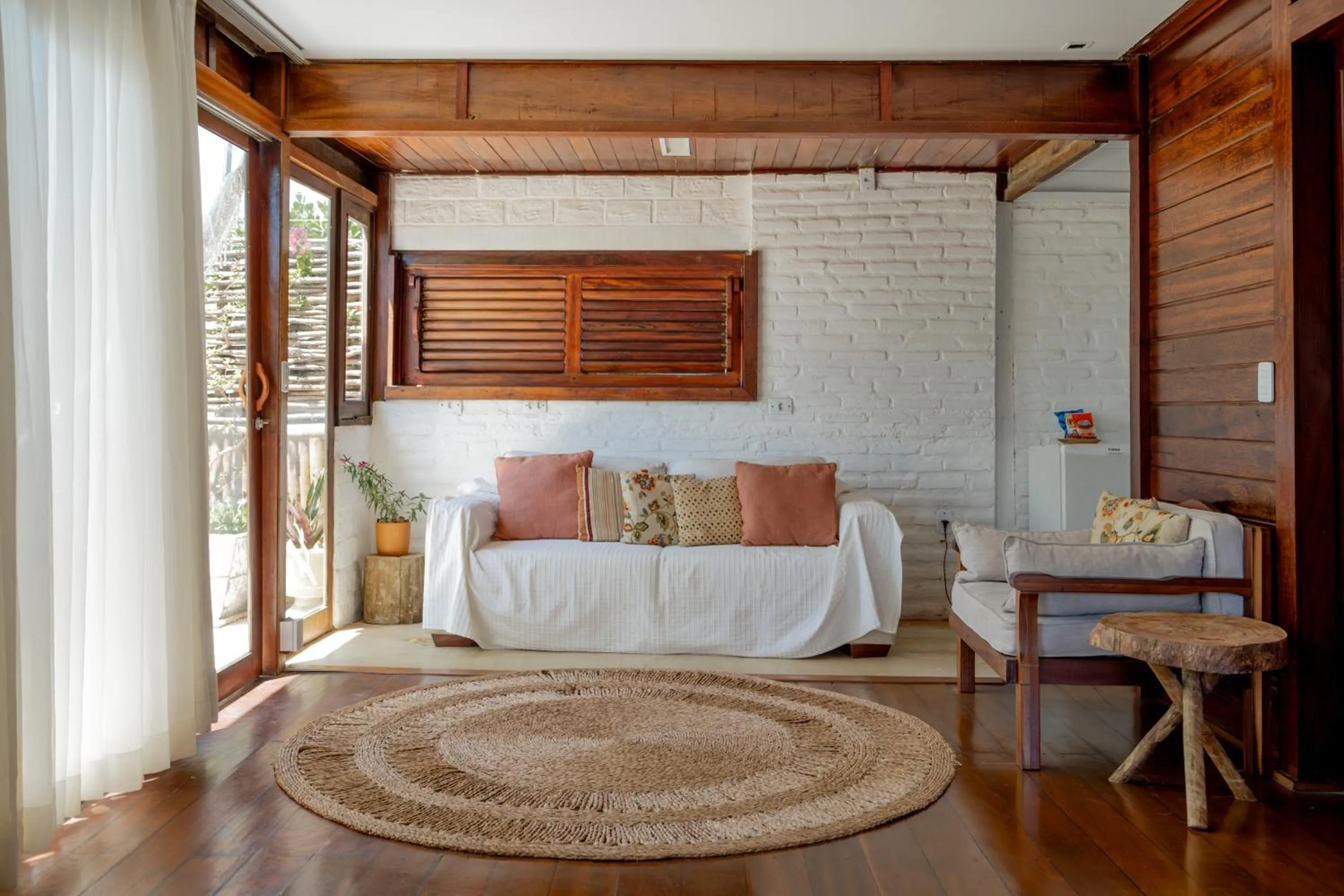 Photo of the whole room, Bed in Villa Mango