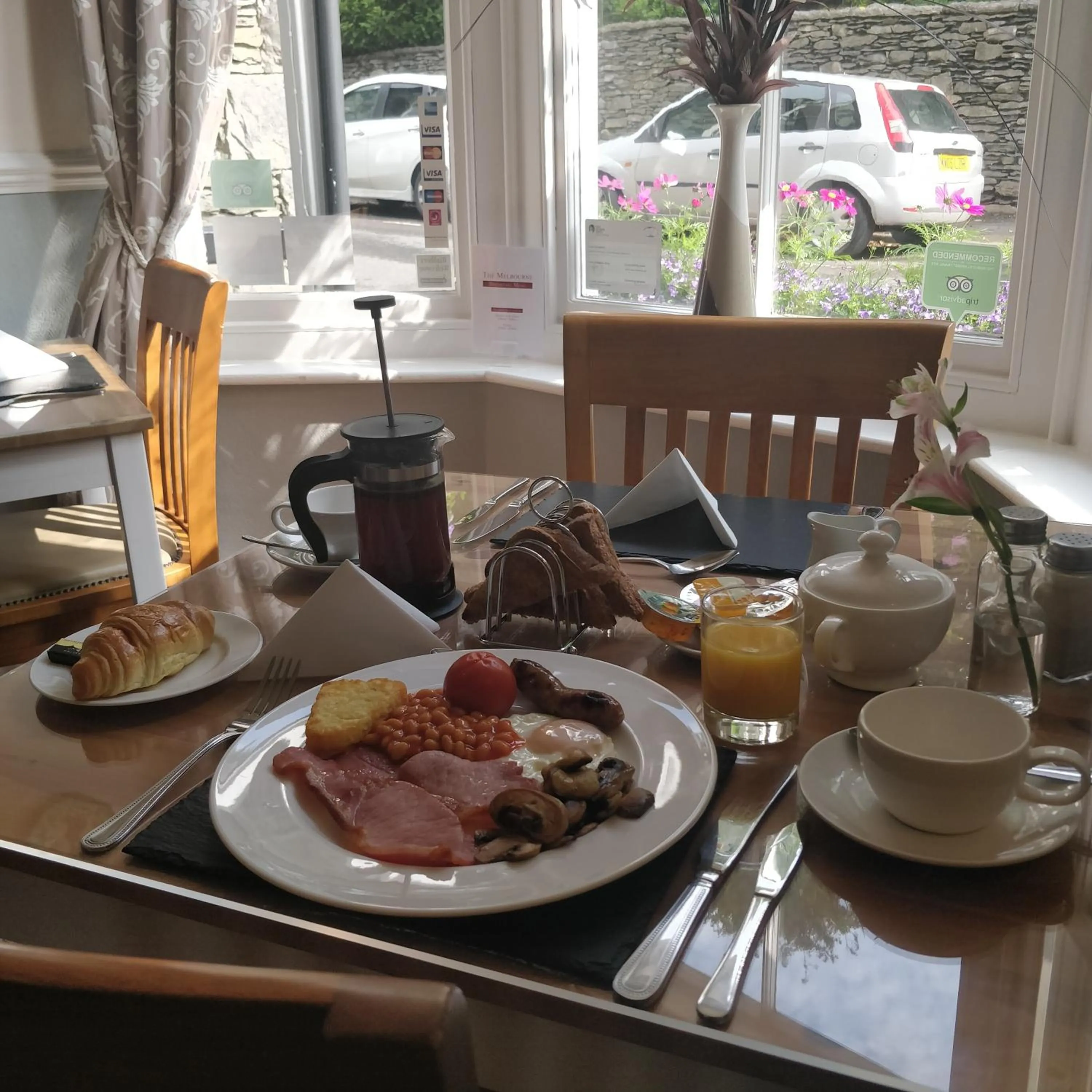 English/Irish breakfast in Melbourne Guest House