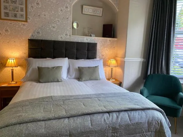 Bed in Melbourne Guest House