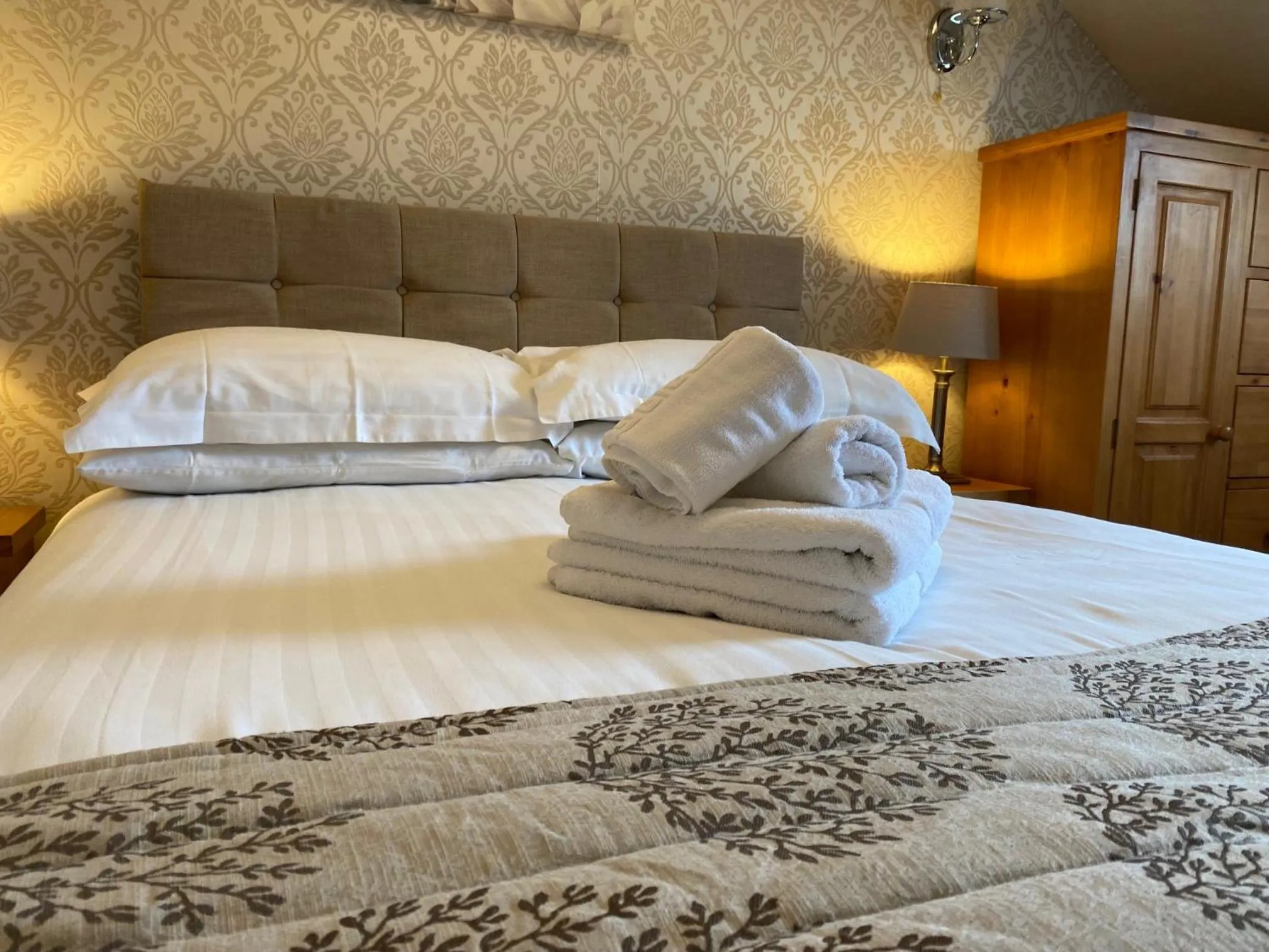 Bedroom, Bed in Melbourne Guest House