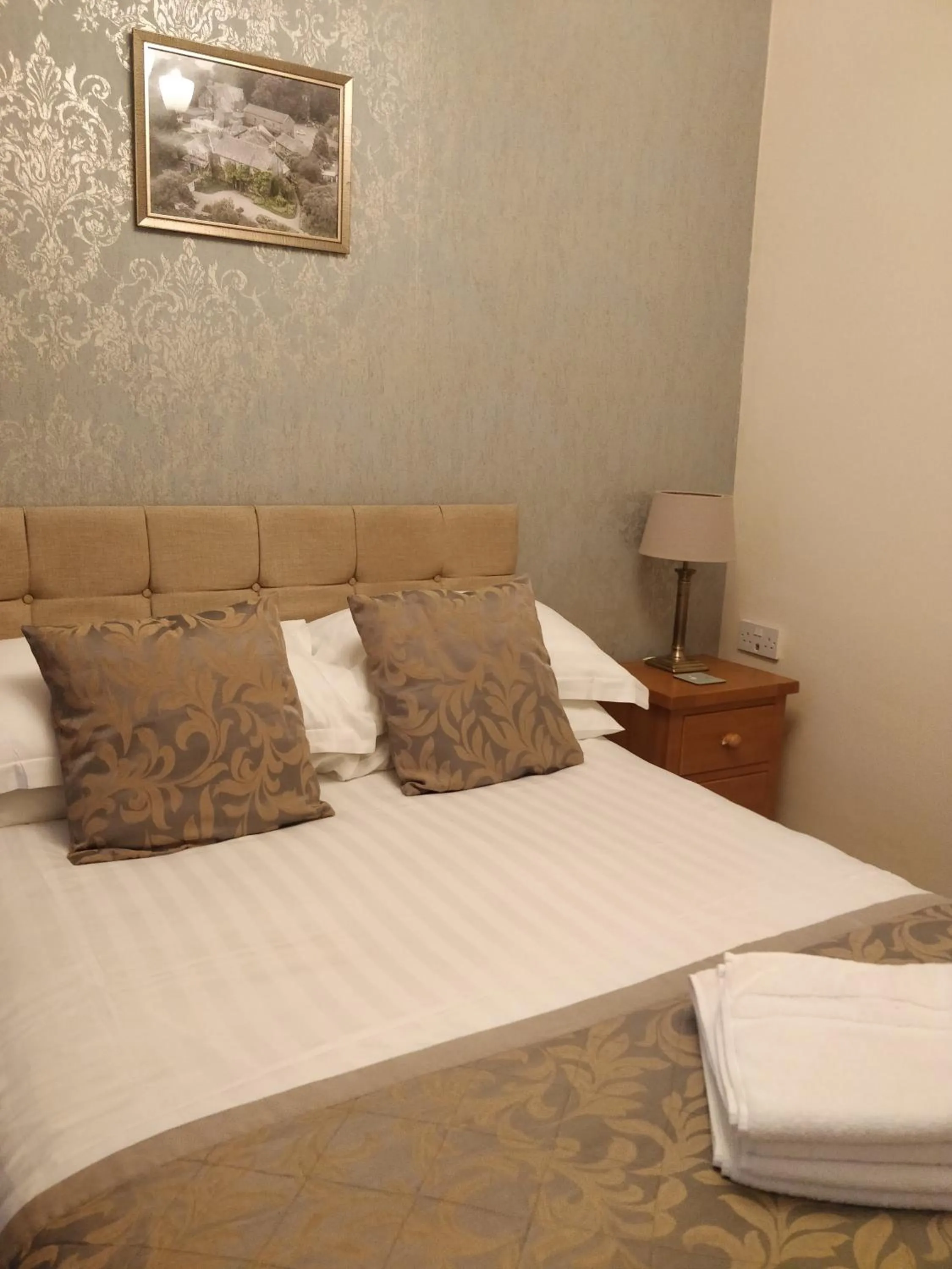 Bed in Melbourne Guest House