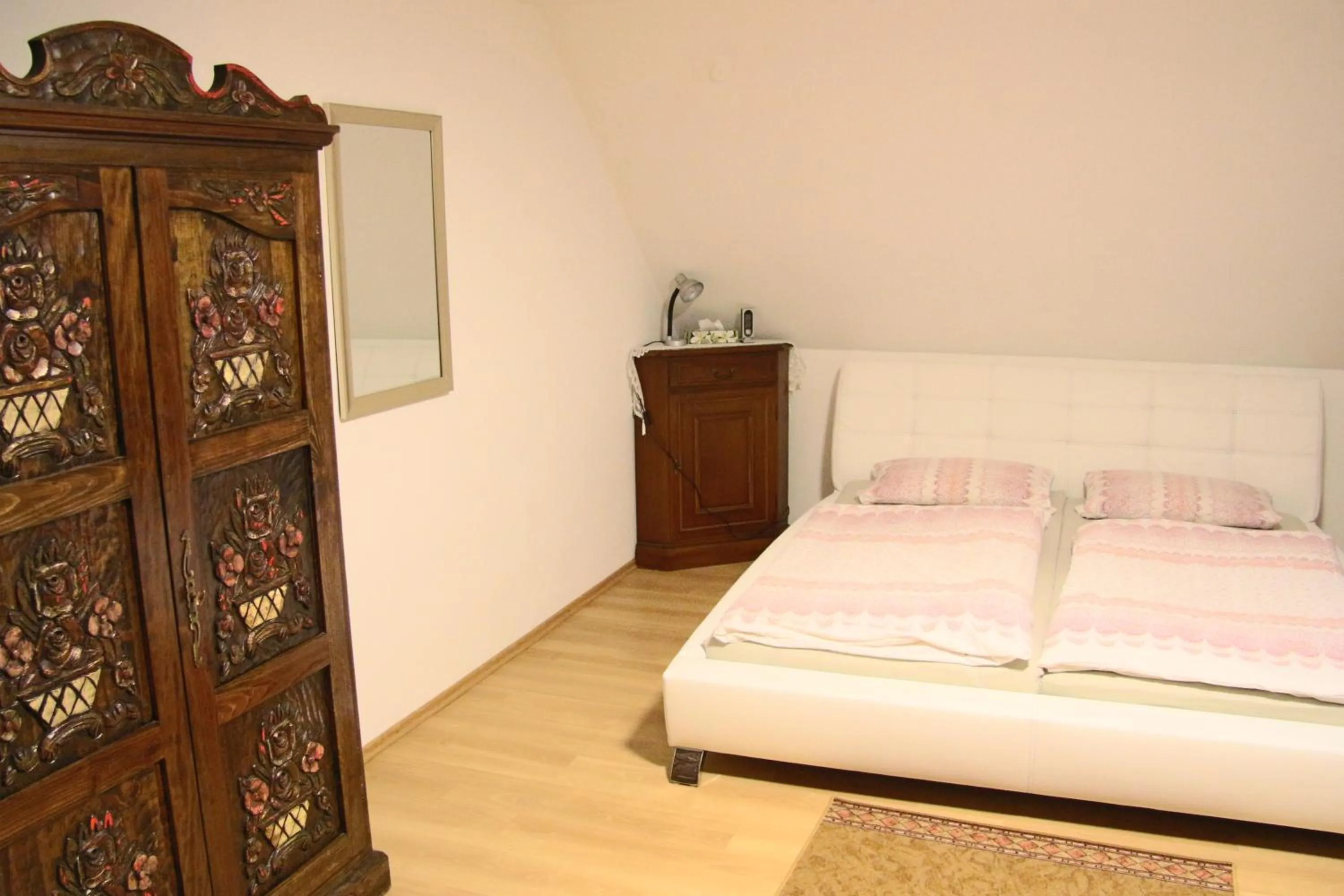 Photo of the whole room in Hotel am Schloss Neuenstein