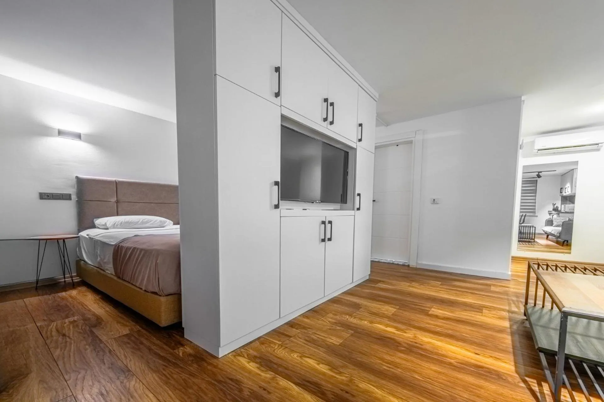 Bed in PASHAM RESIDENCE