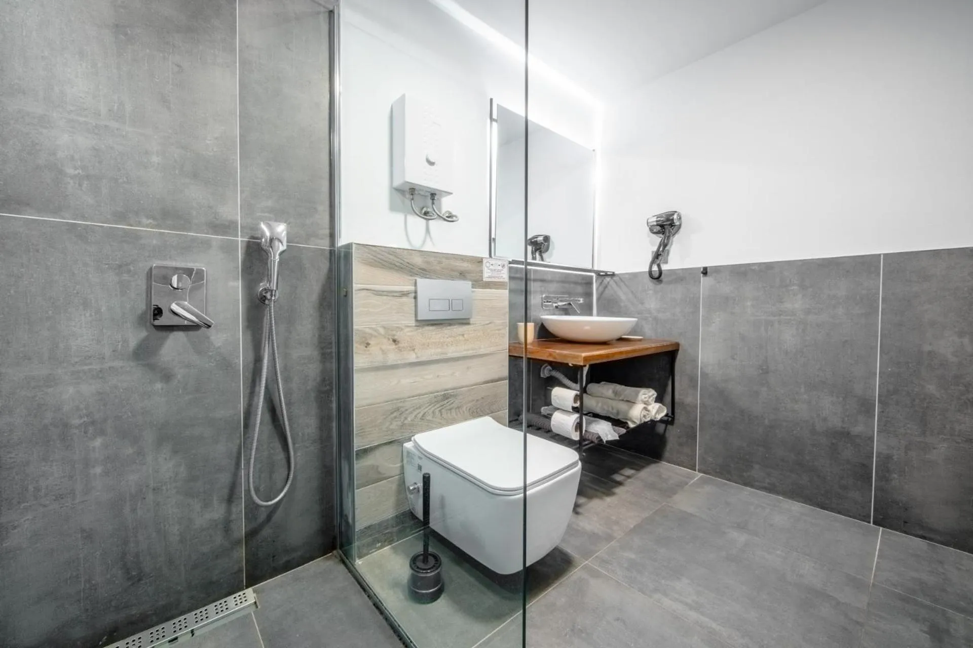 PASHAM RESIDENCE