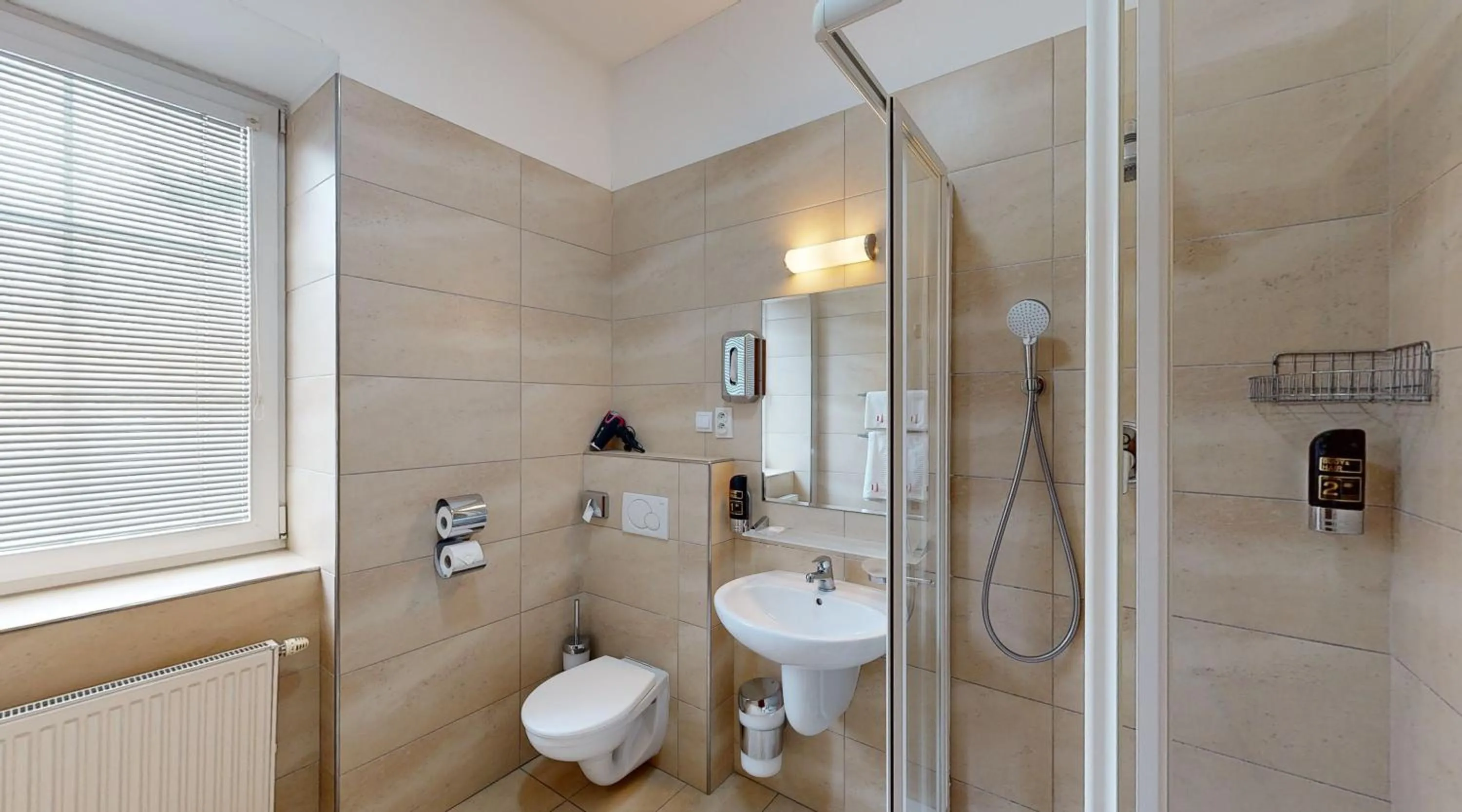 Bathroom in Klaudia's Hotel & Restaurant at Golf Resort, Bač Šamorín