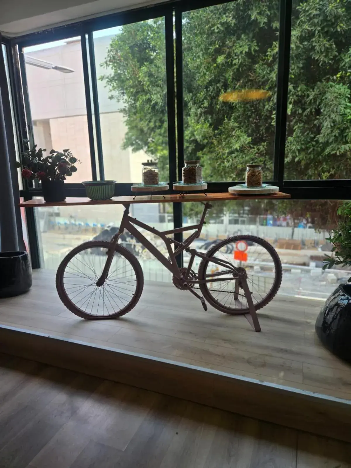 Property building in H7 TLV Property building in H7 TLV