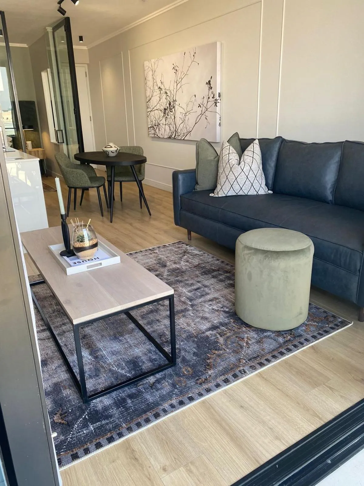 Living room in Executive Apartment at Ellipse Waterfall