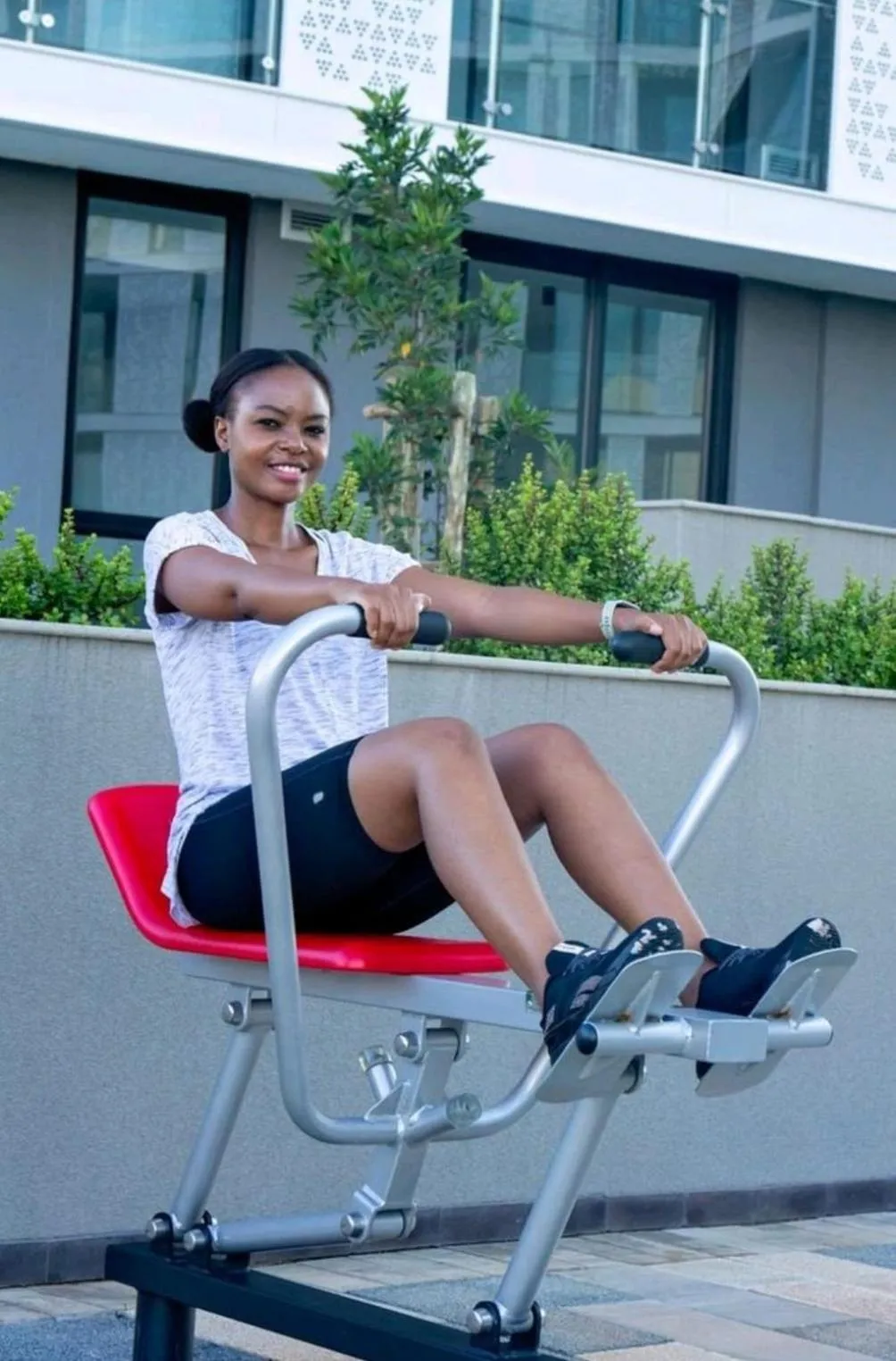 Day in Executive Apartment at Ellipse Waterfall