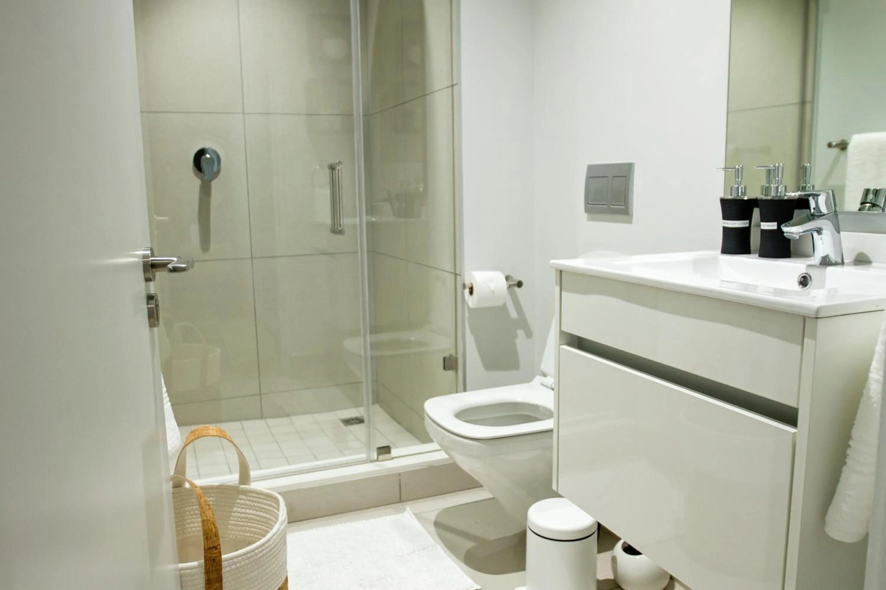 Shower in Executive Apartment at Ellipse Waterfall