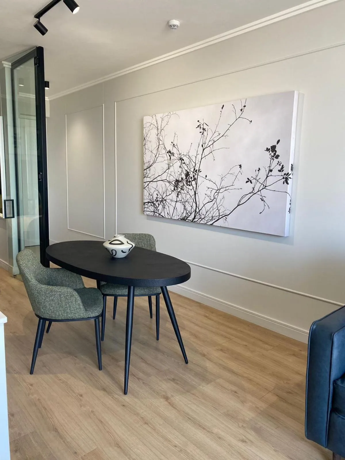 Seating area in Executive Apartment at Ellipse Waterfall