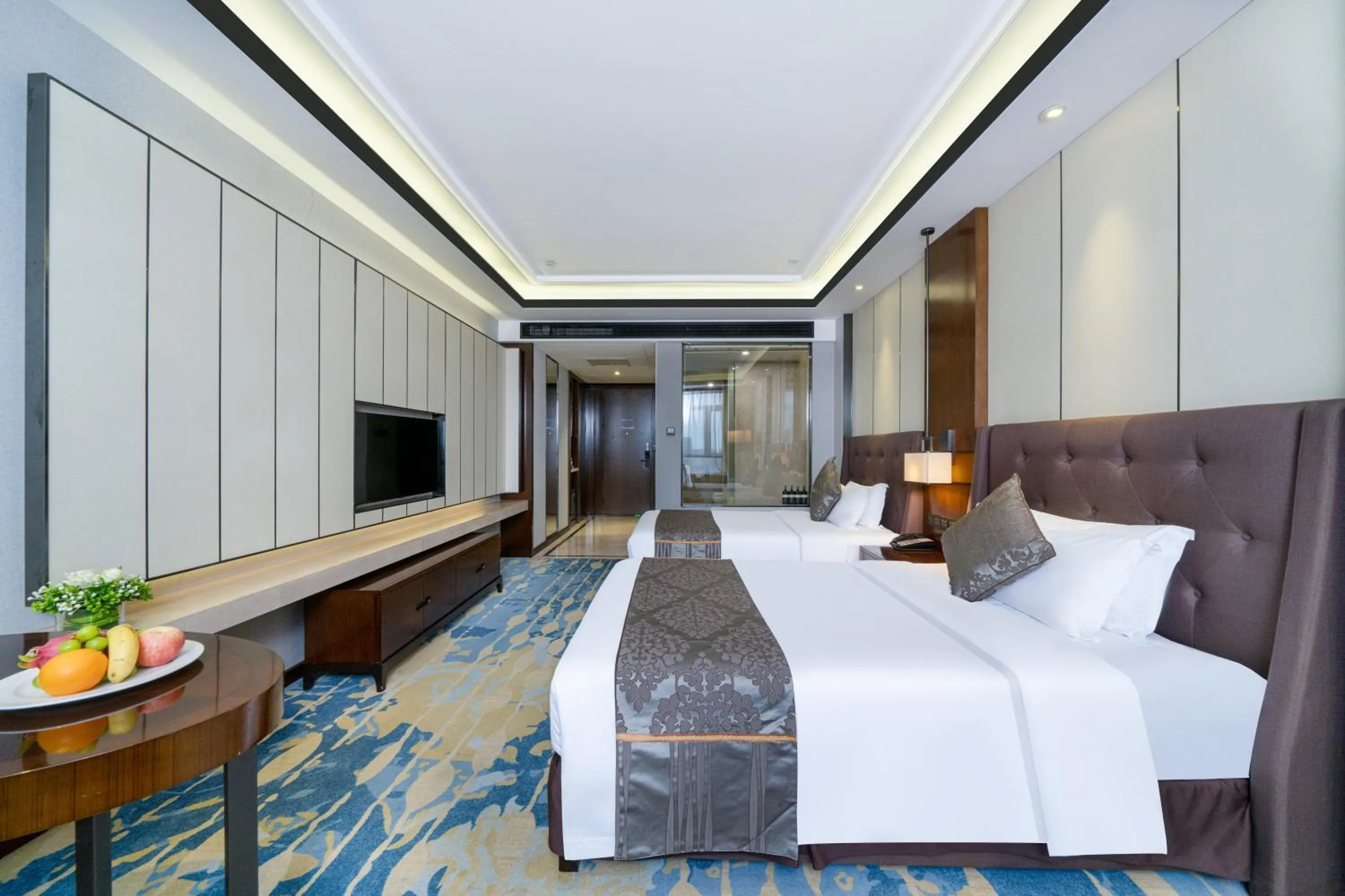 Bed in ME Yinhe International Hotel