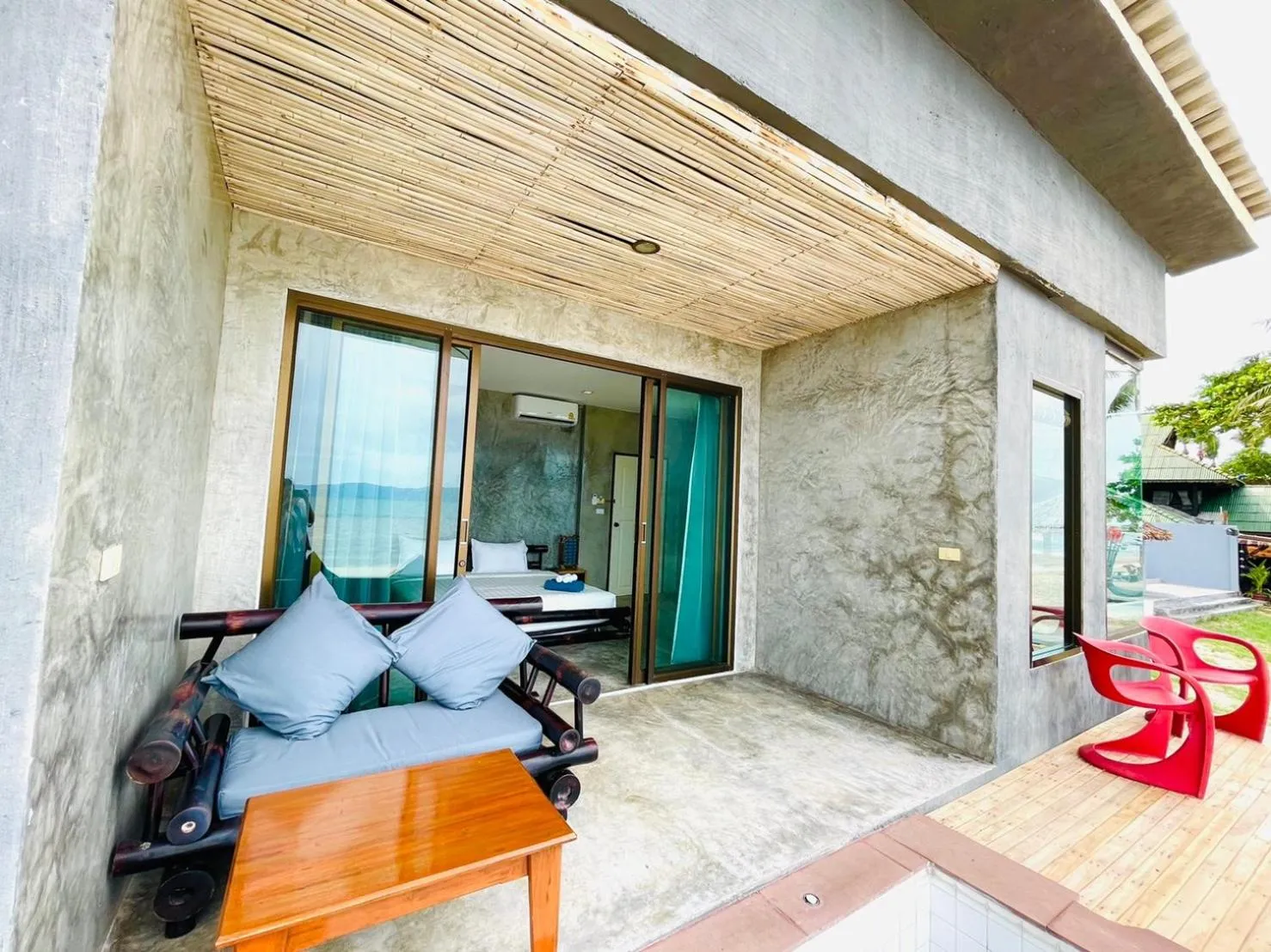 Patio in The Sea Resort Haad Rin