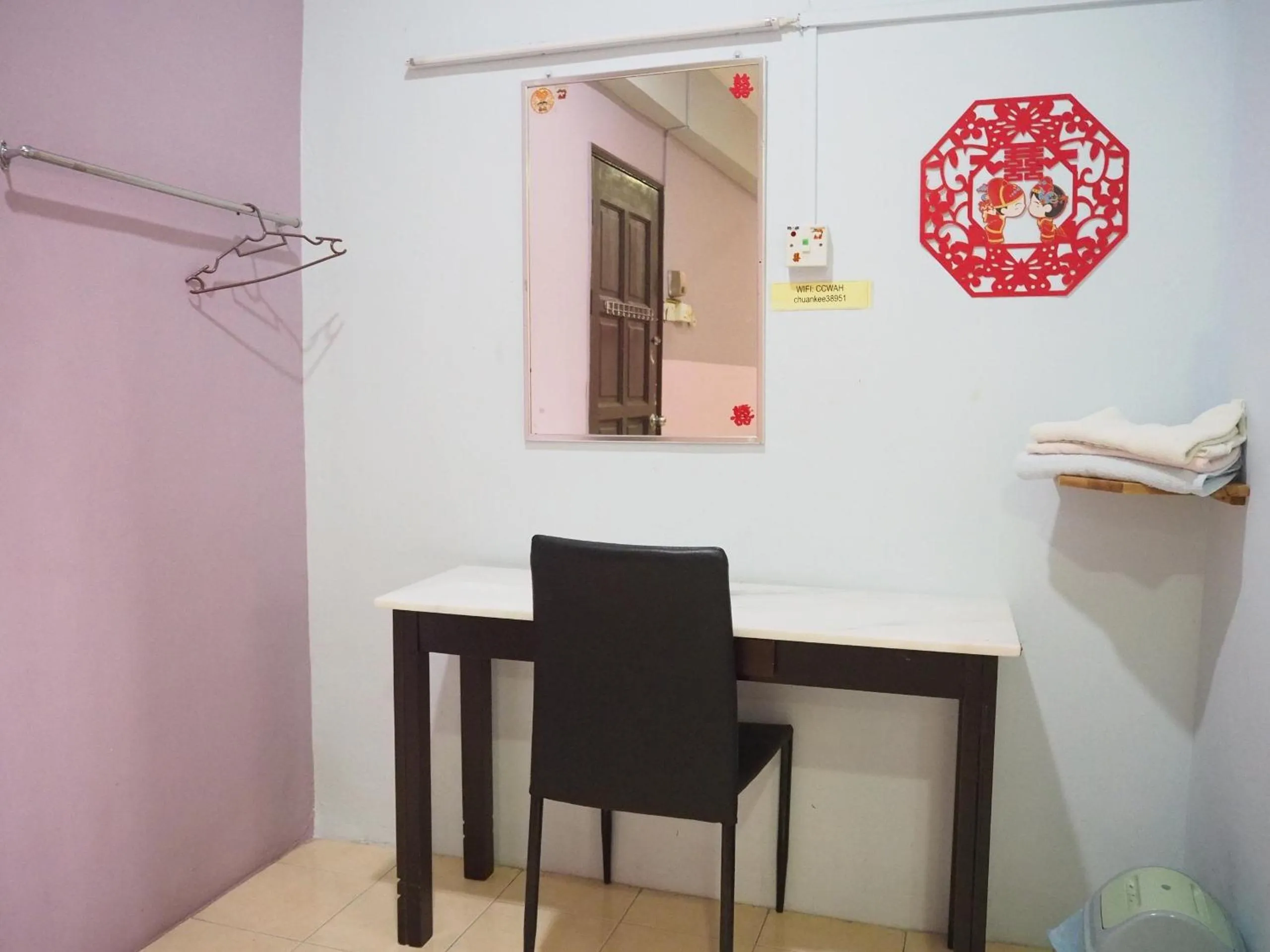 Bedroom in OYO Homes 90575 CK Bahau Homestay