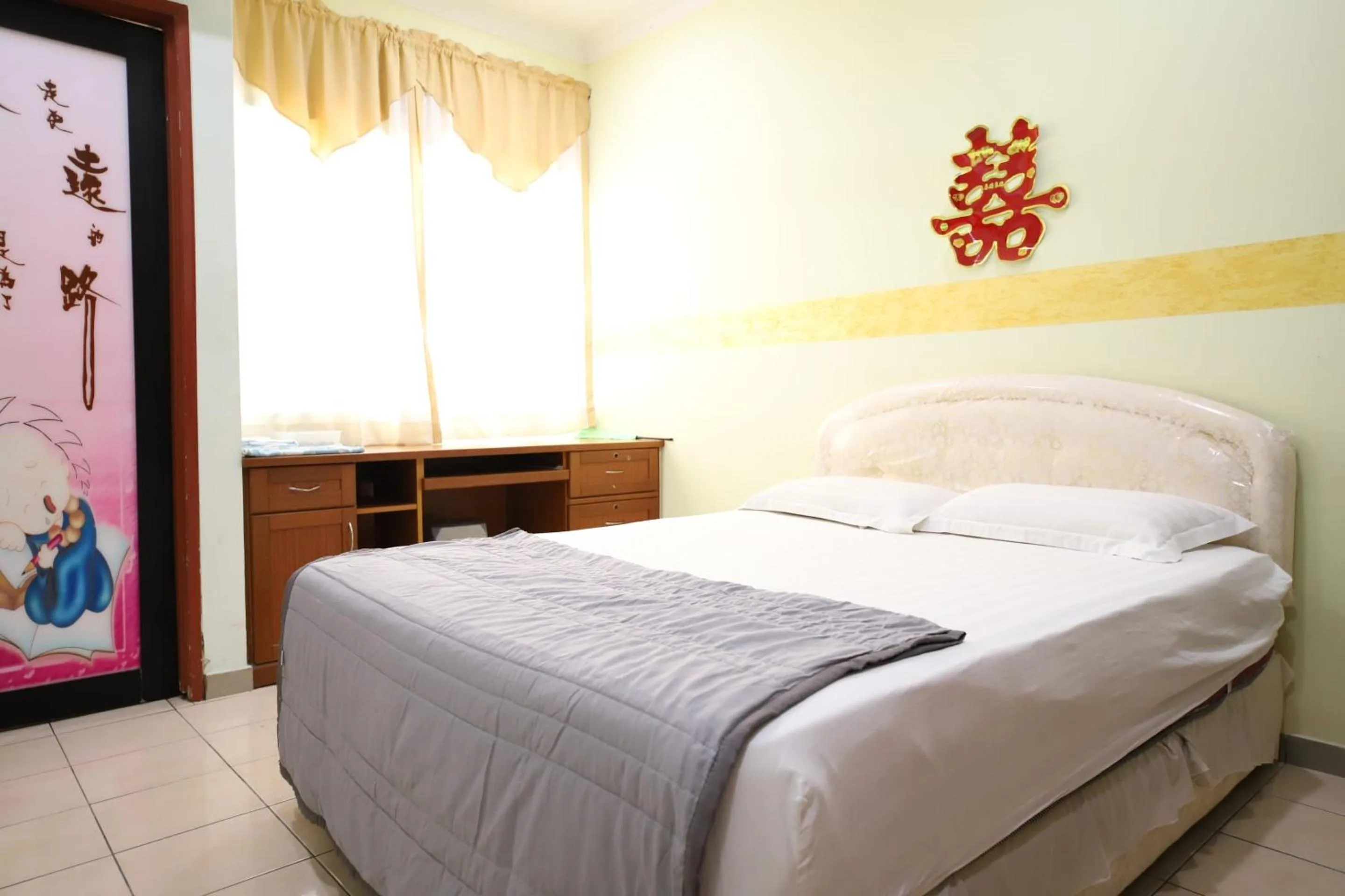 Bedroom, Bed in OYO Homes 90575 CK Bahau Homestay