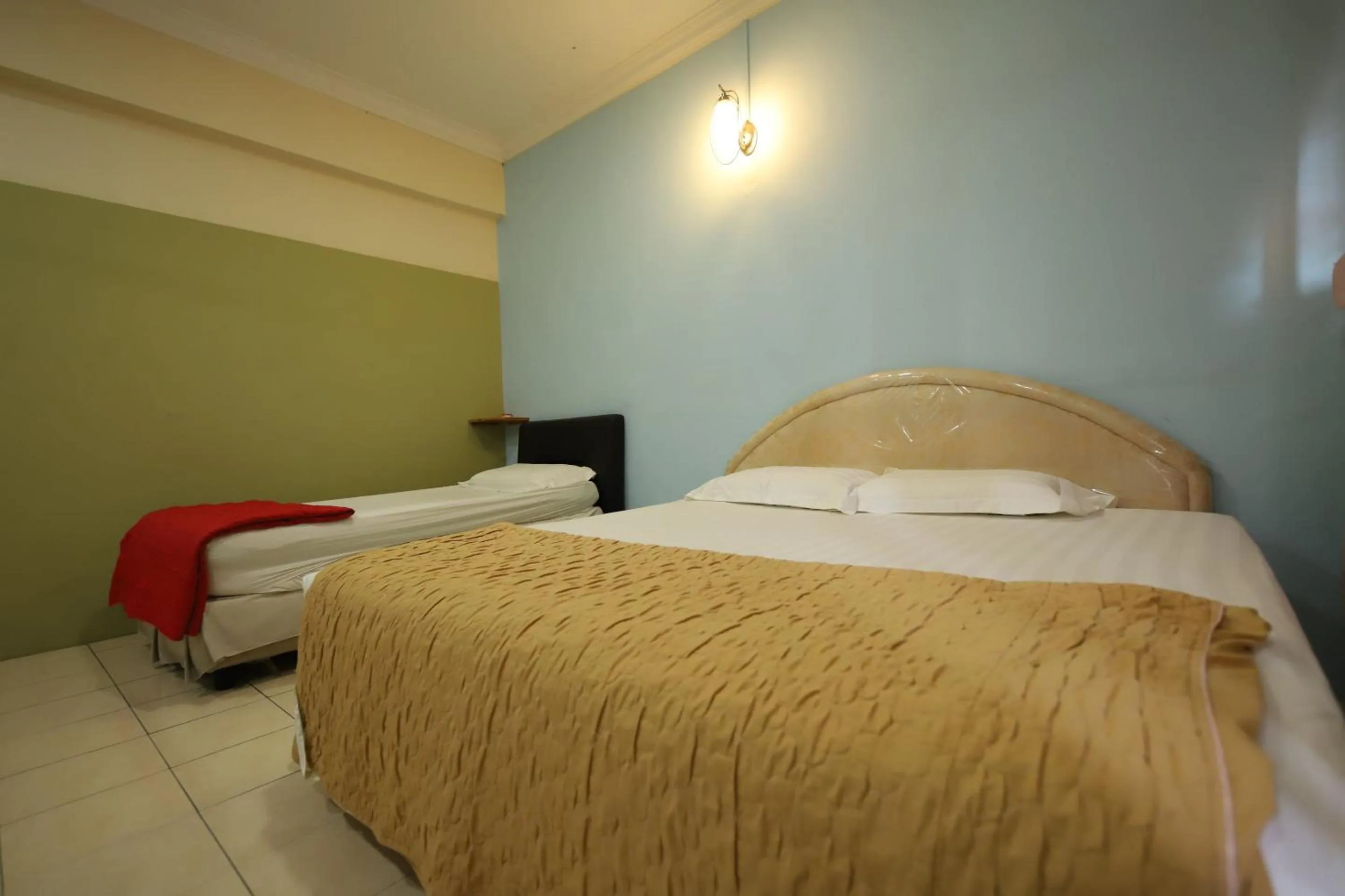 Bedroom, Bed in OYO Homes 90575 CK Bahau Homestay