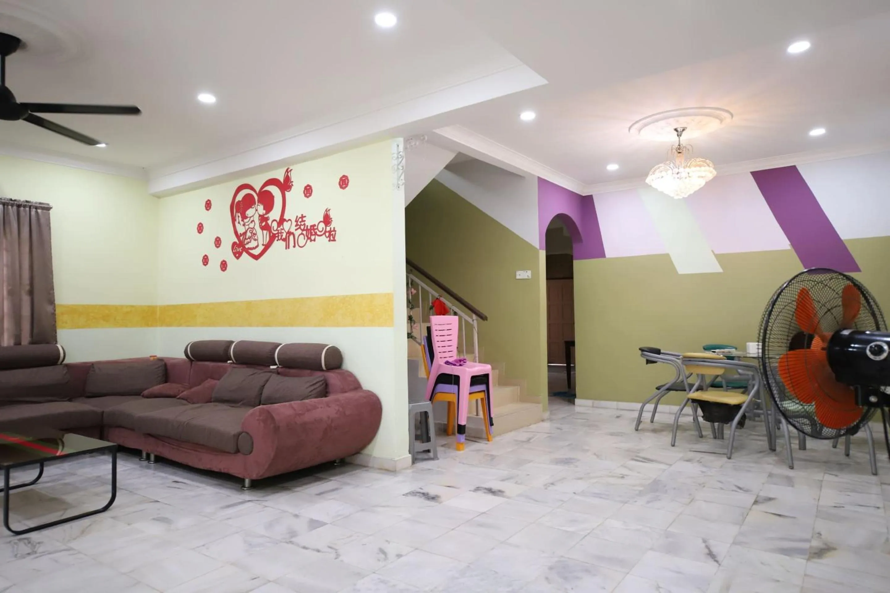 Living room in OYO Homes 90575 CK Bahau Homestay