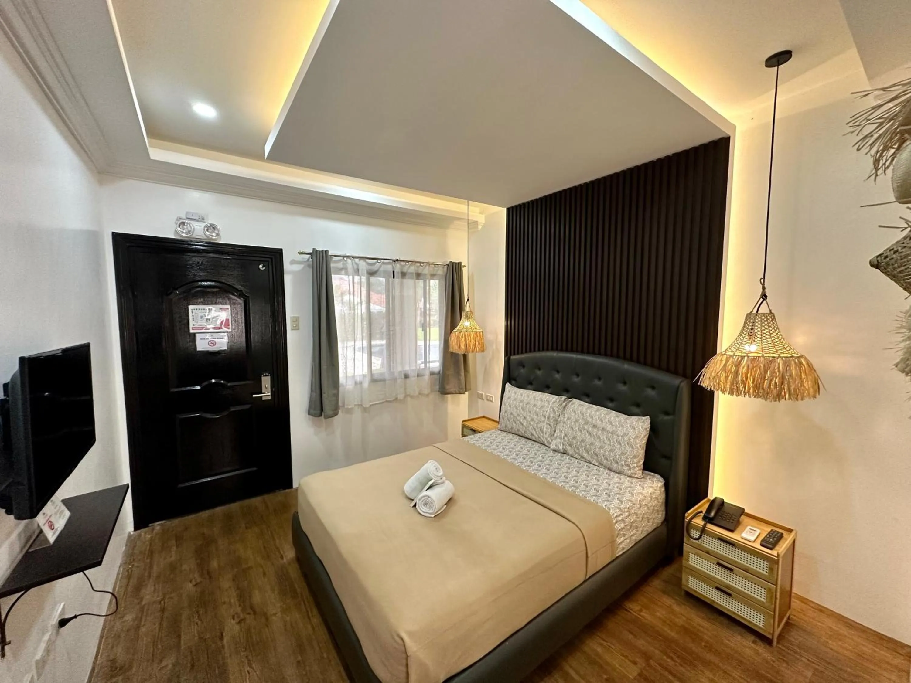 Bed in 3 Peaks Resort & Boutique Hotel